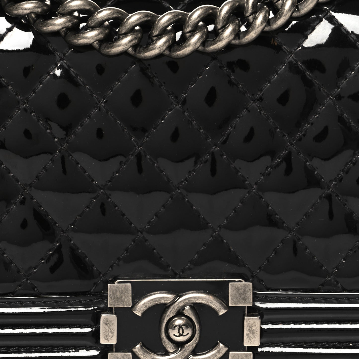 Patent Calfskin Quilted Medium Boy Flap Black