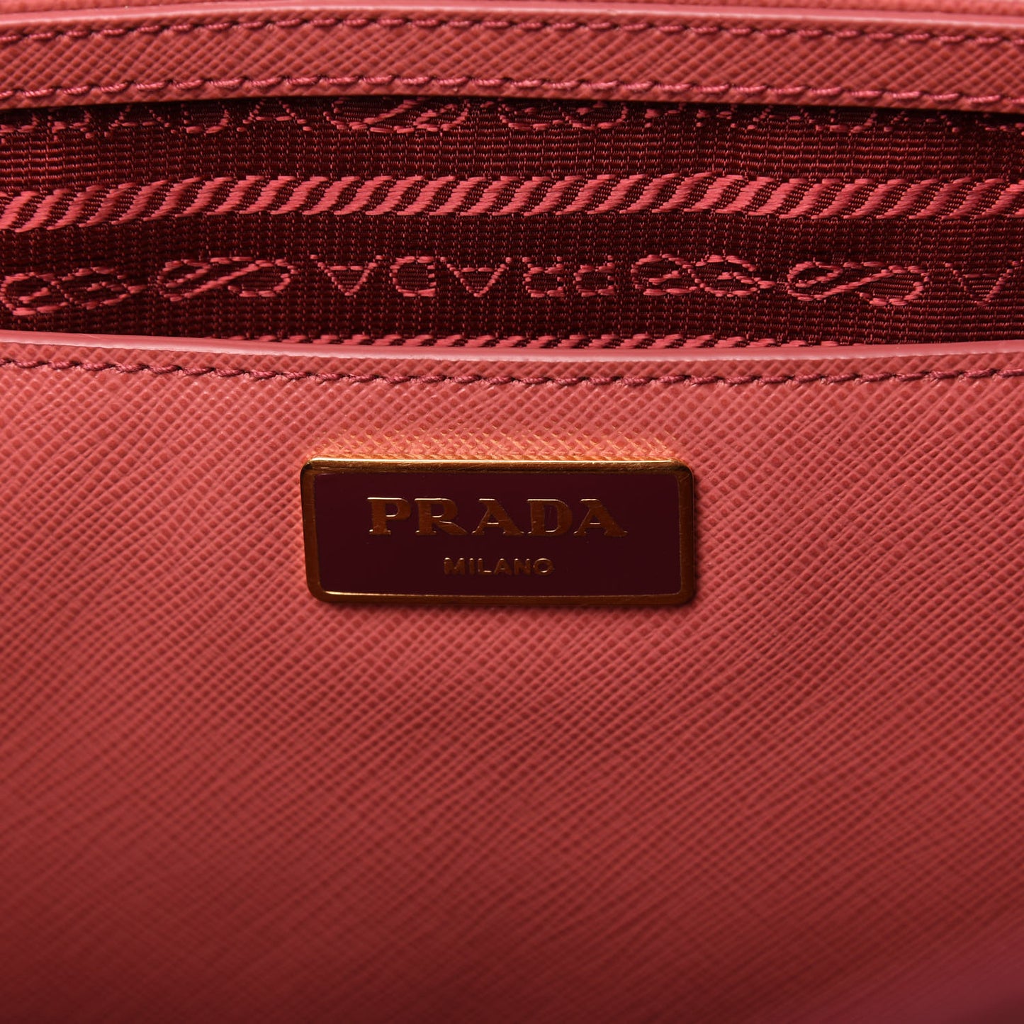Saffiano Medium Galleria Double Zip Tote Tamaris