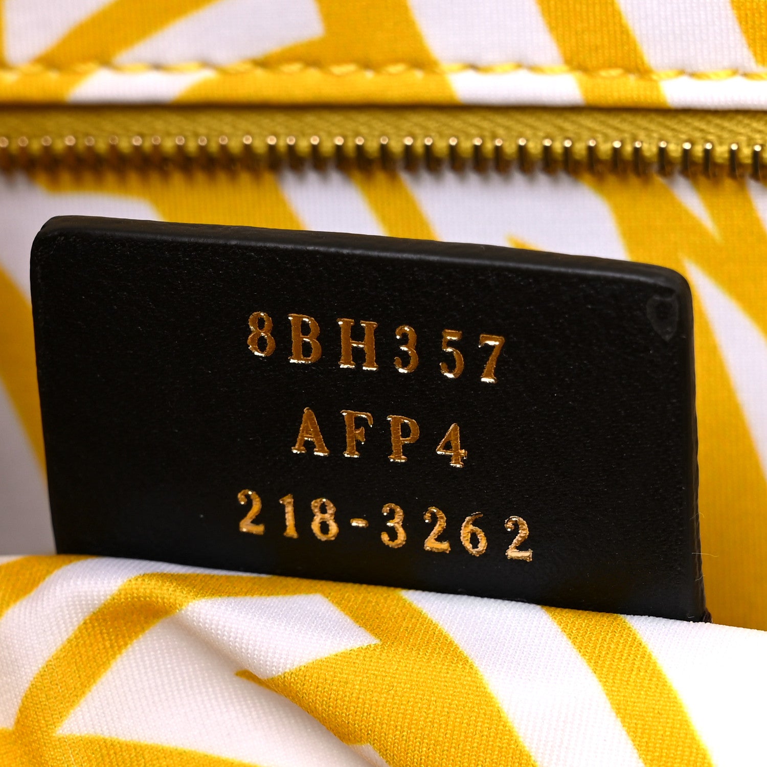 Fendi X SARAH COLEMAN Glazed Canvas Vitello King FF Vertigo Shopping Tote Bag Mimosa White 7 of 8