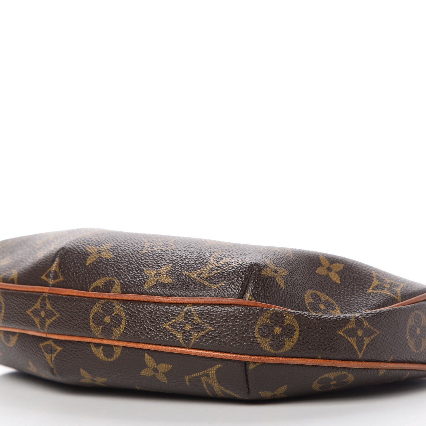 Monogram Croissant PM