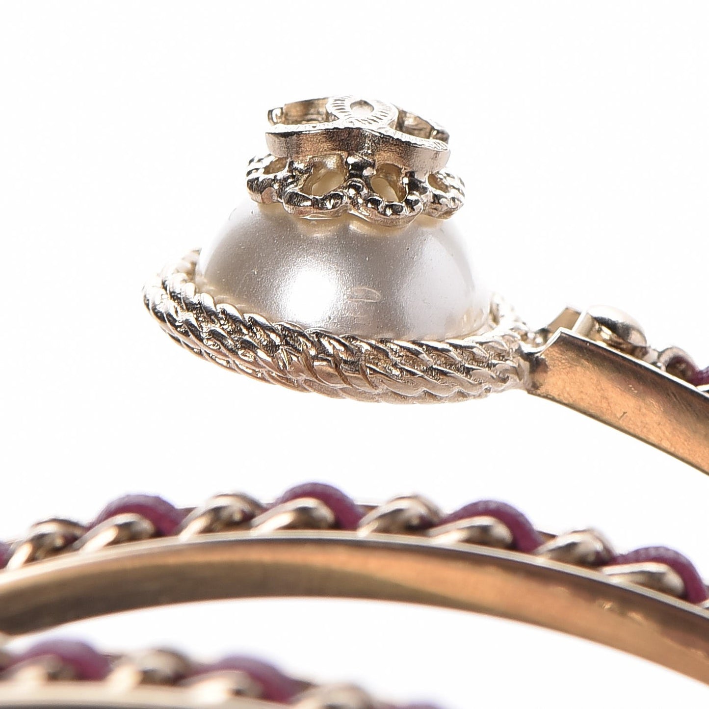 Lambskin Pearl Twist CC Bangle L Red Gold