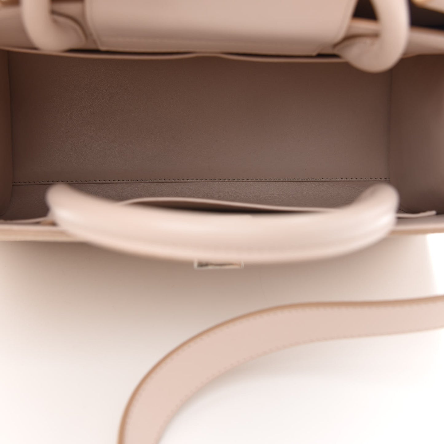 Grained Calfskin Medium Diorever Flap Tapioca