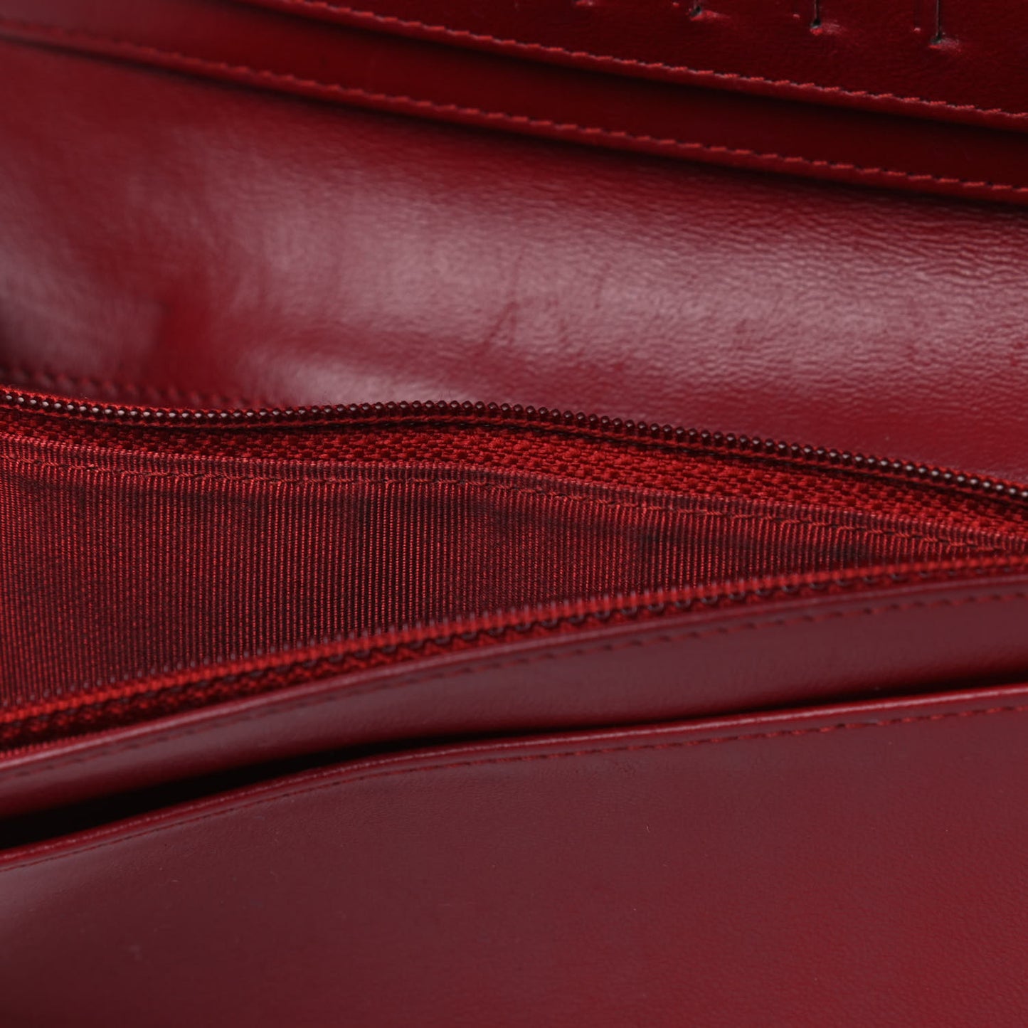 Lambskin Quilted Yen Wallet Red