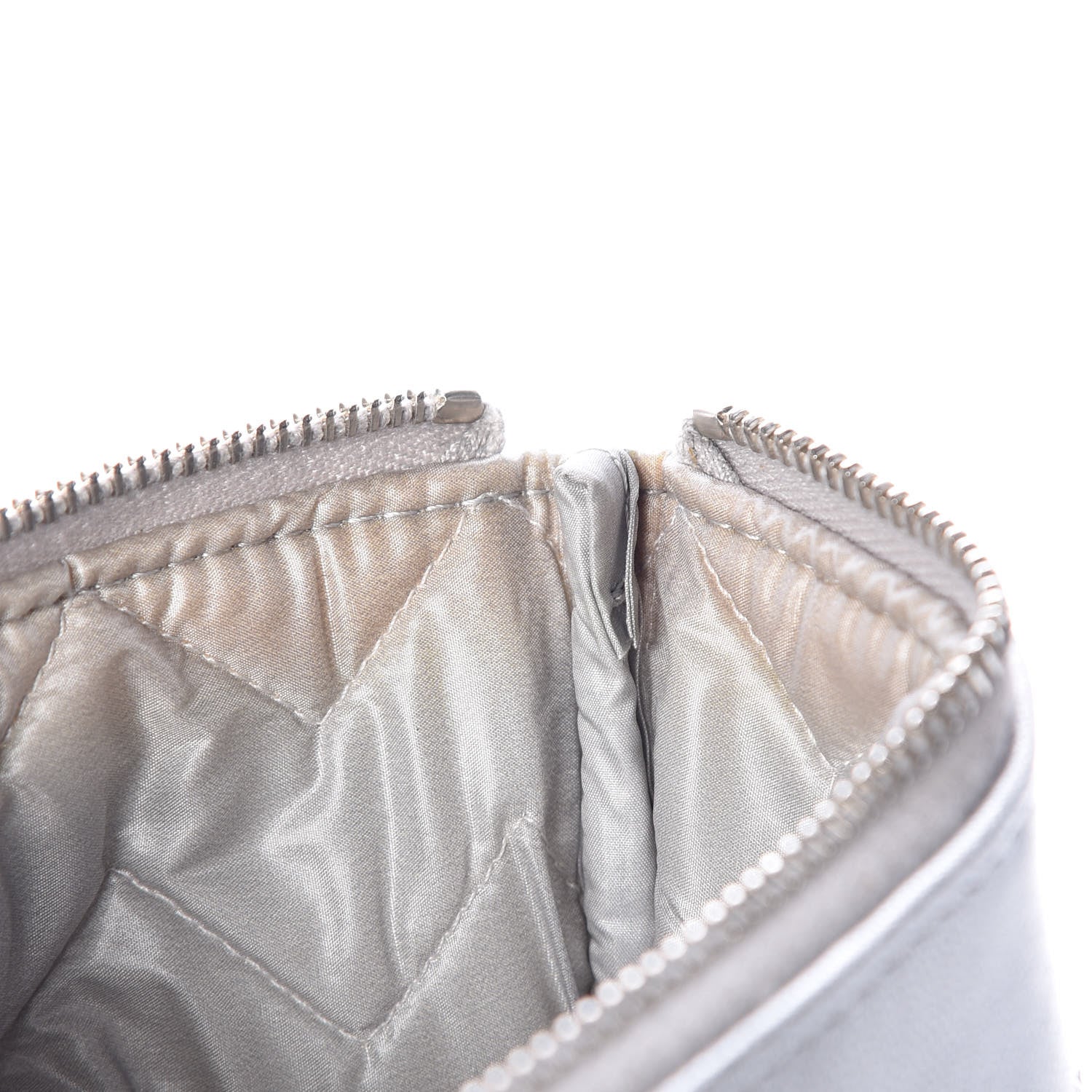 Chanel Metallic Sheepskin Chevron Quilted Small Vintage Mademoiselle Cosmetic Case Silver 11 of 12