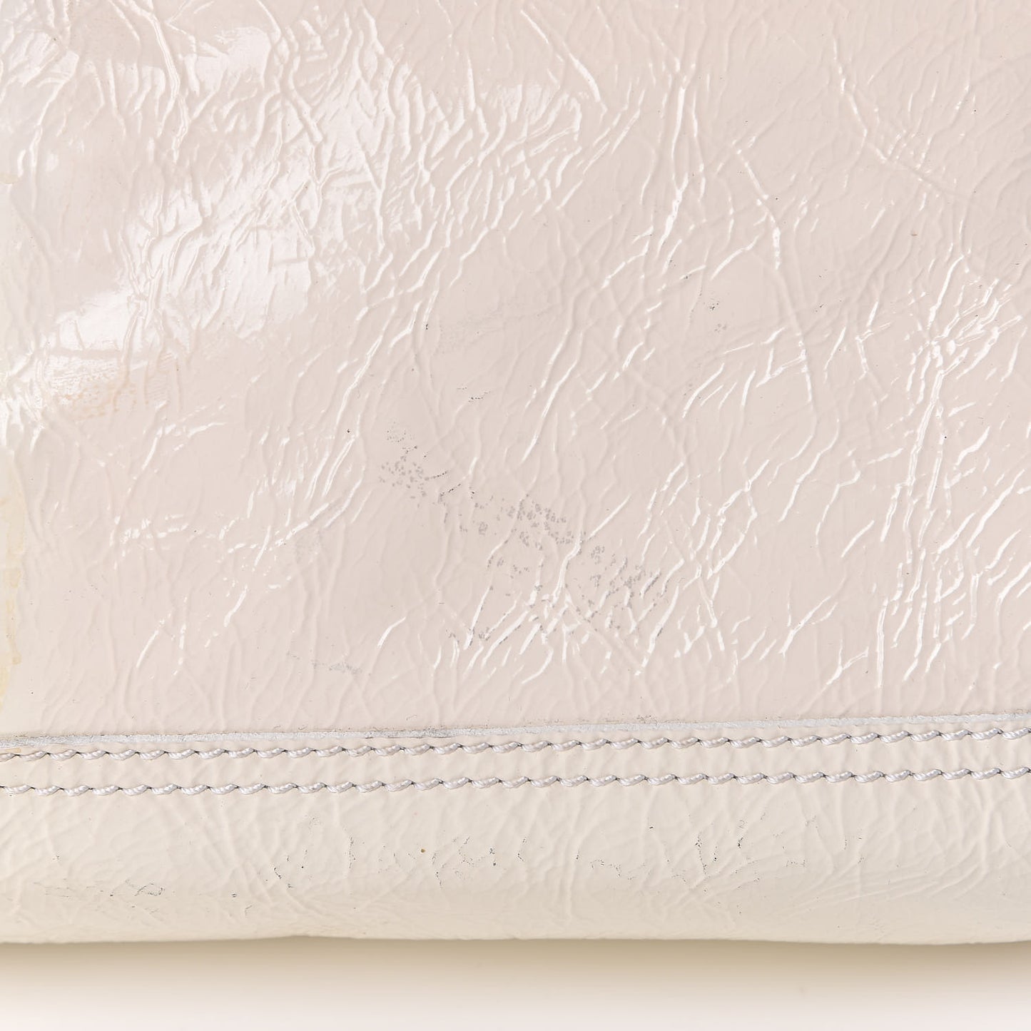 Vitello Naplak Large Convertible Baguette White