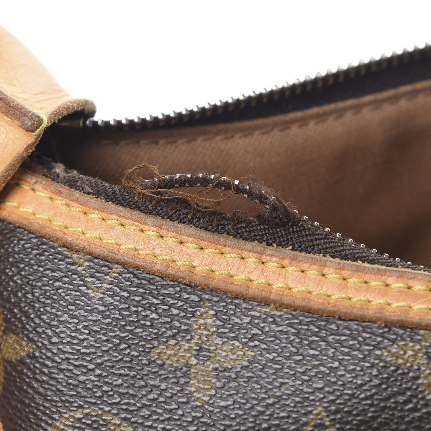 Louis Vuitton Monogram Tikal GM 14 of 17