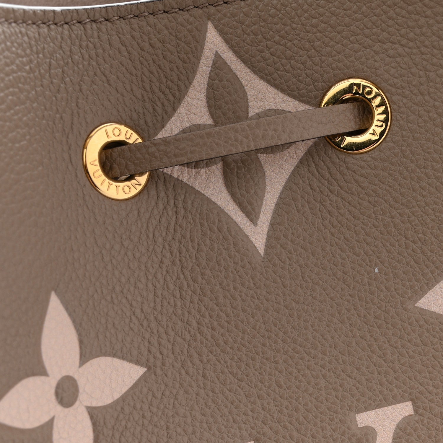 Louis Vuitton Empreinte Monogram Giant Neonoe MM Tourterelle Creme 11 of 11