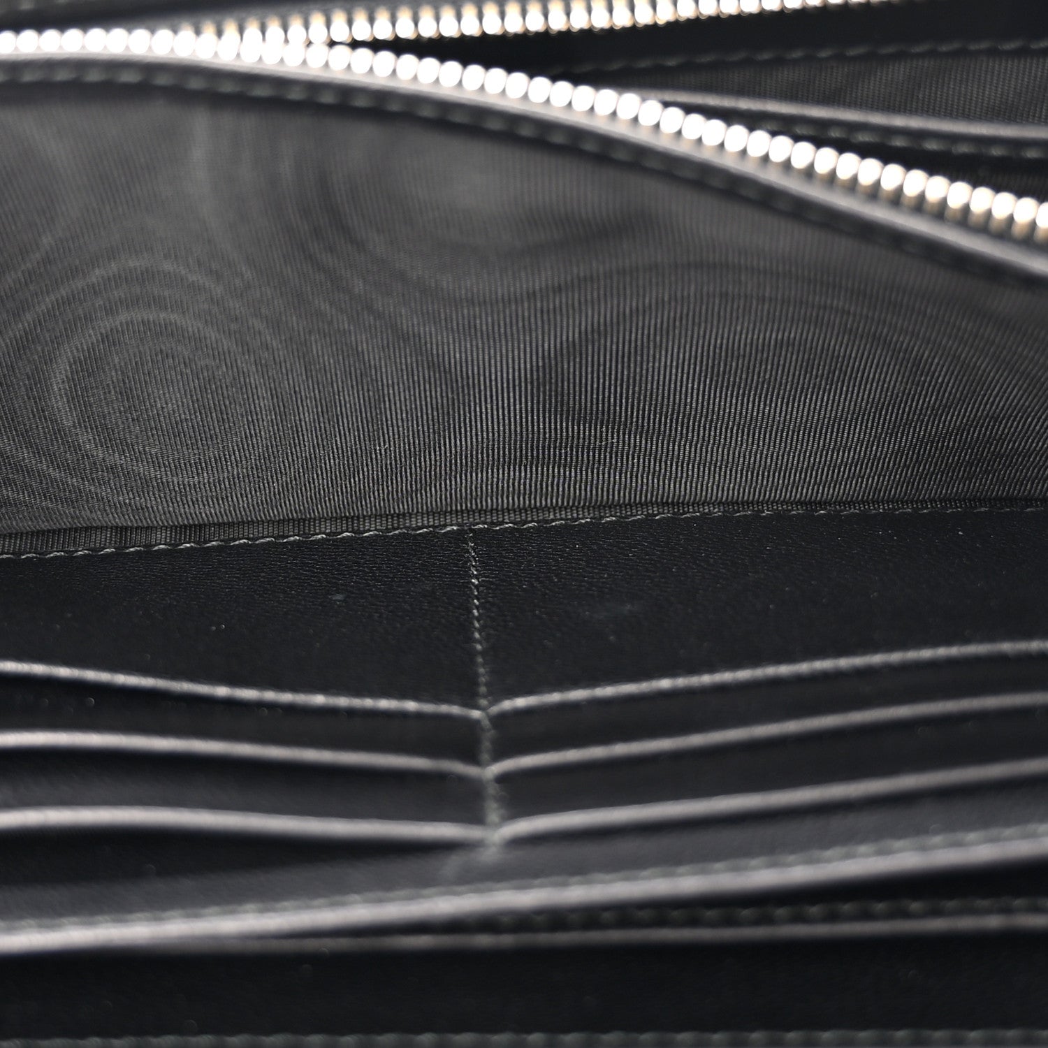 Alexander McQueen ALEXANDER MCQUEEN Calfskin Studded Wallet on Chain Black 4 of 26