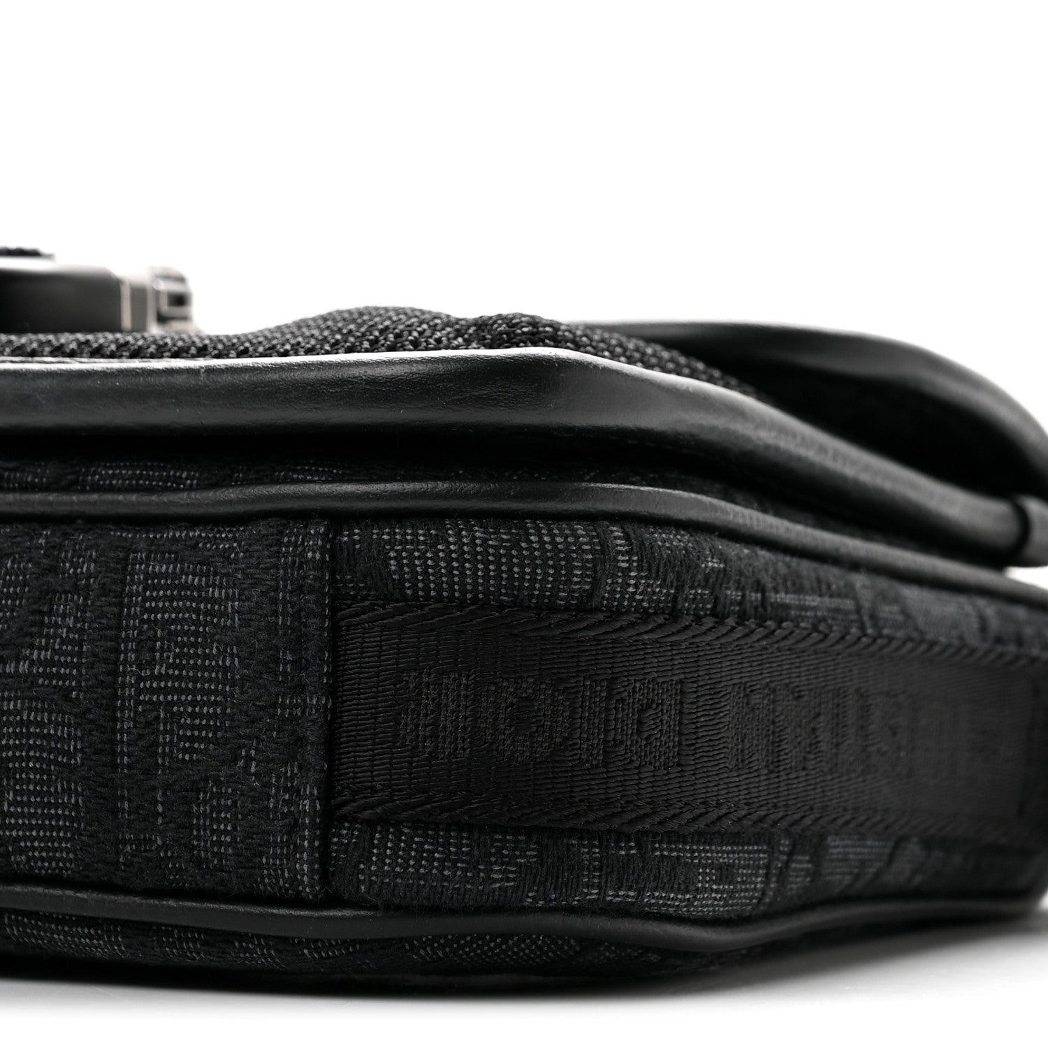 Christian Dior Oblique Jacquard Dior 8 Bag With Strap Black Multicolor 10 of 12