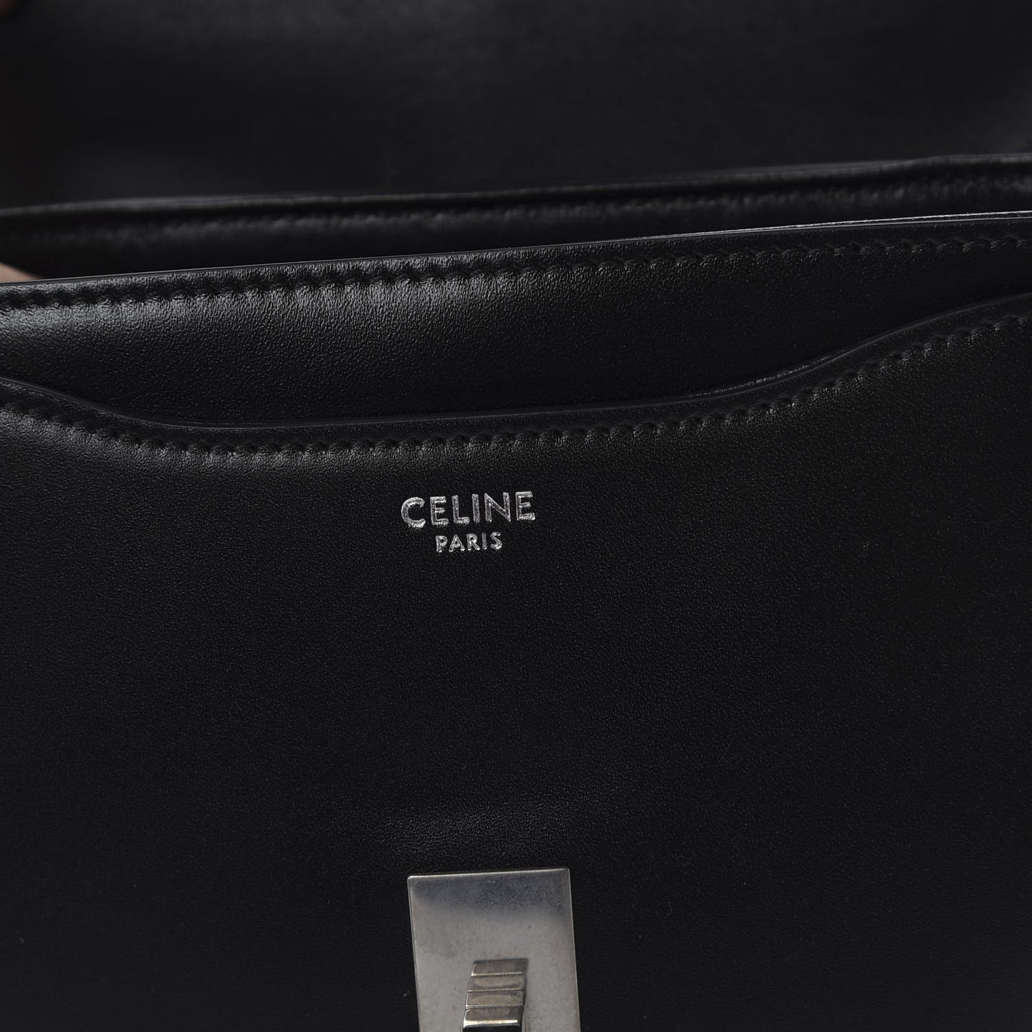Satinated Calfskin Besace Small 16 Black