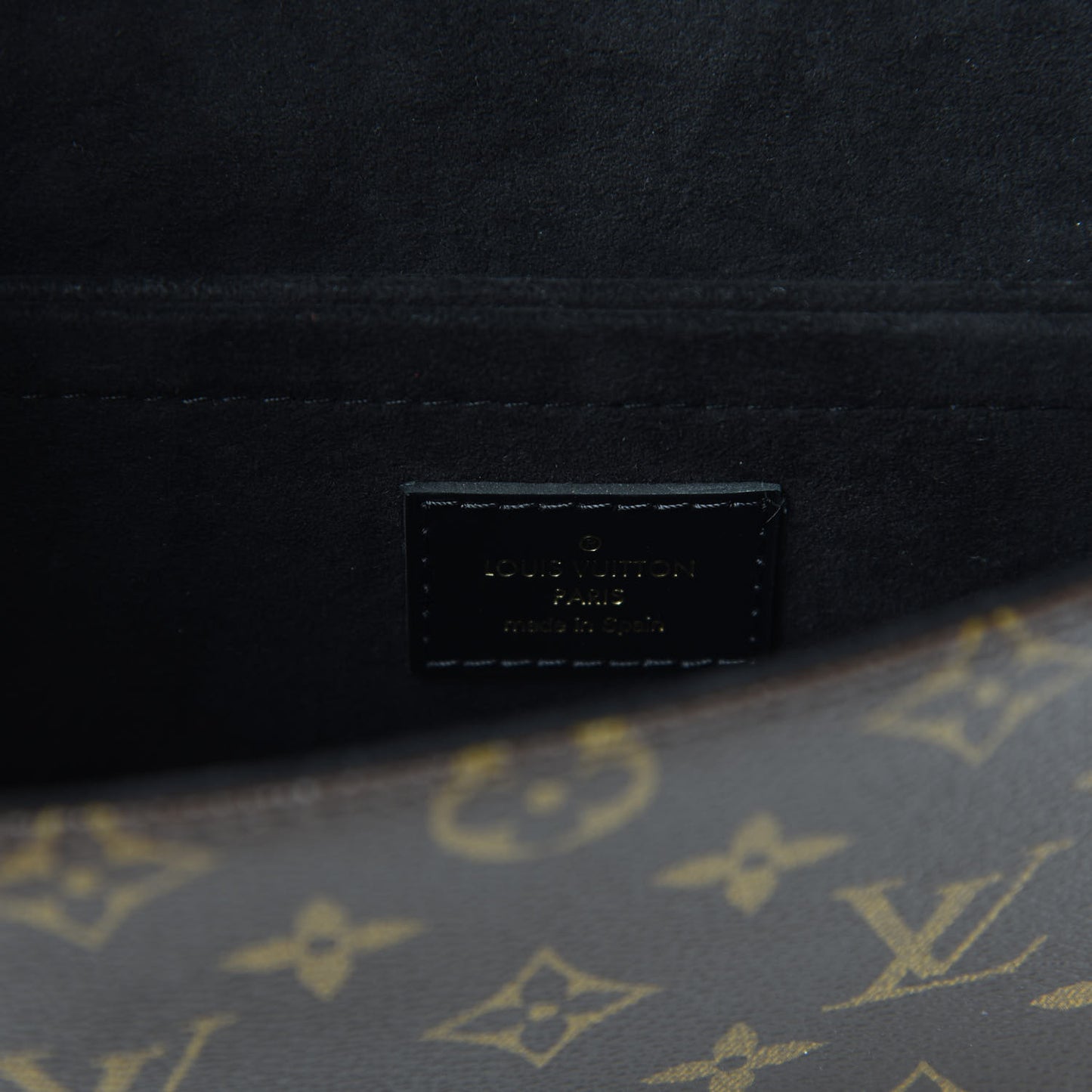 Epi Monogram Saint Michel Black