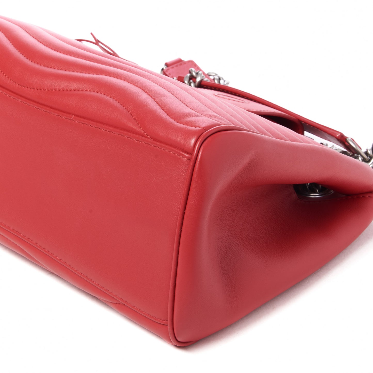 Calfskin New Wave Chain Tote Ecarlate