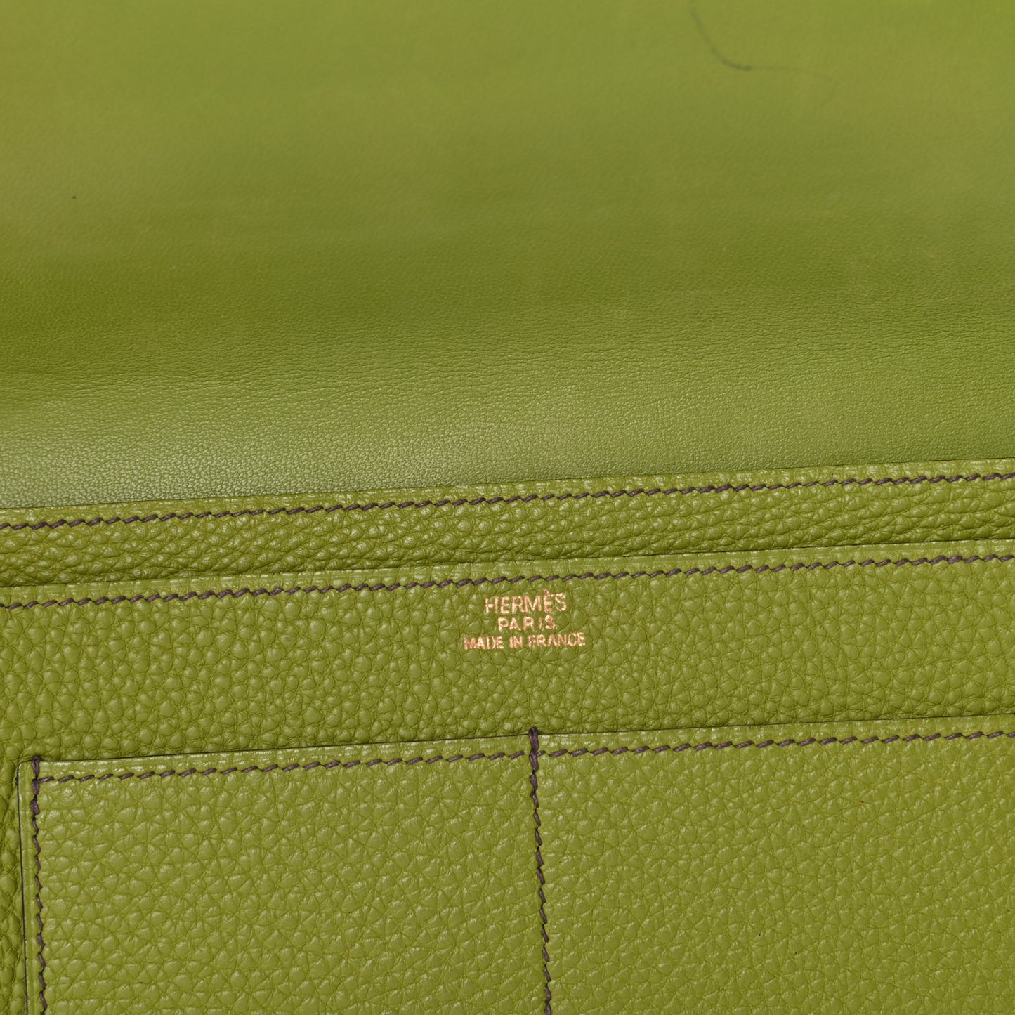 Togo Dogon Duo Wallet Vert Anis