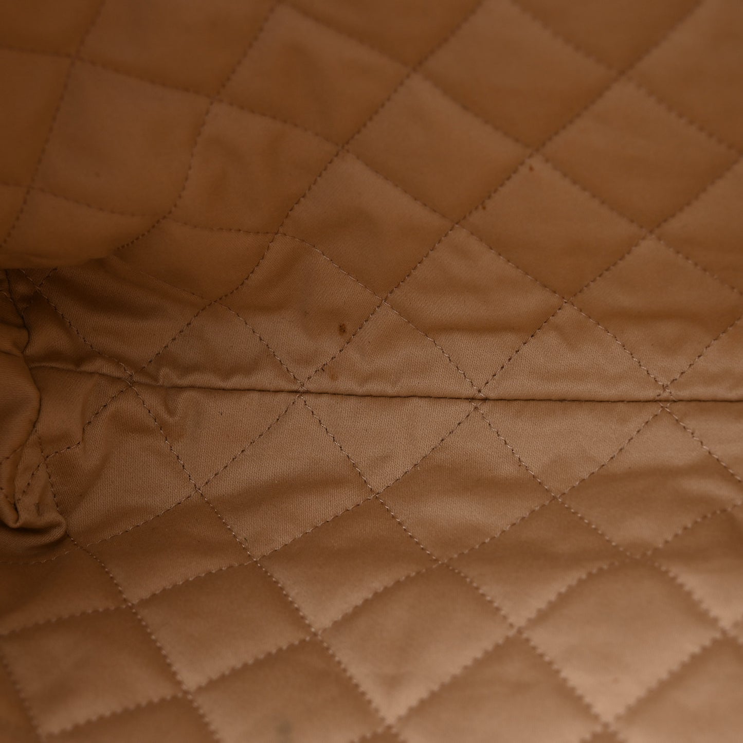 Shiny Calfskin Quilted Small Chanel 22 White