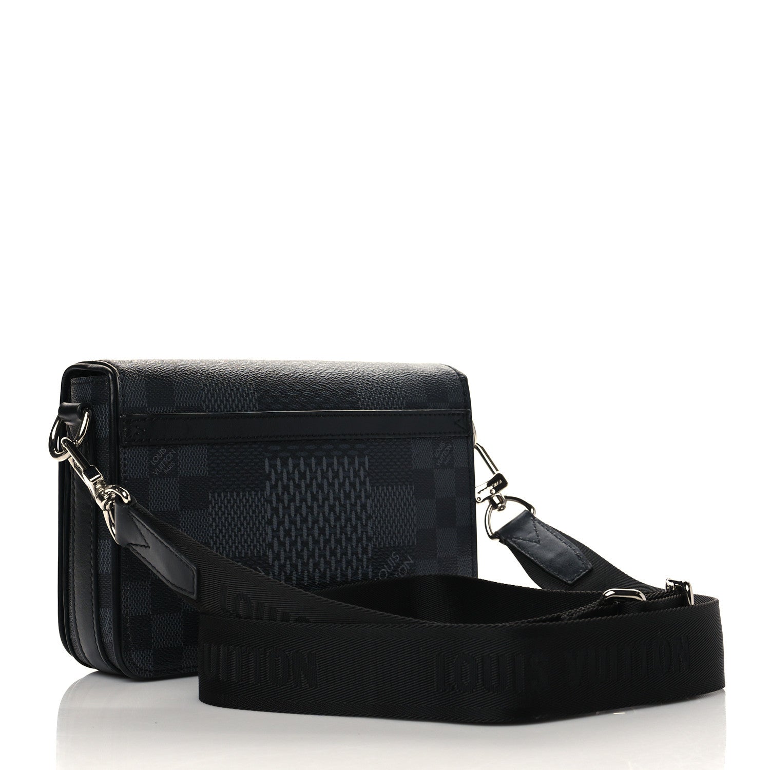 Louis Vuitton Damier Graphite 3D Studio Messenger 3 of 6