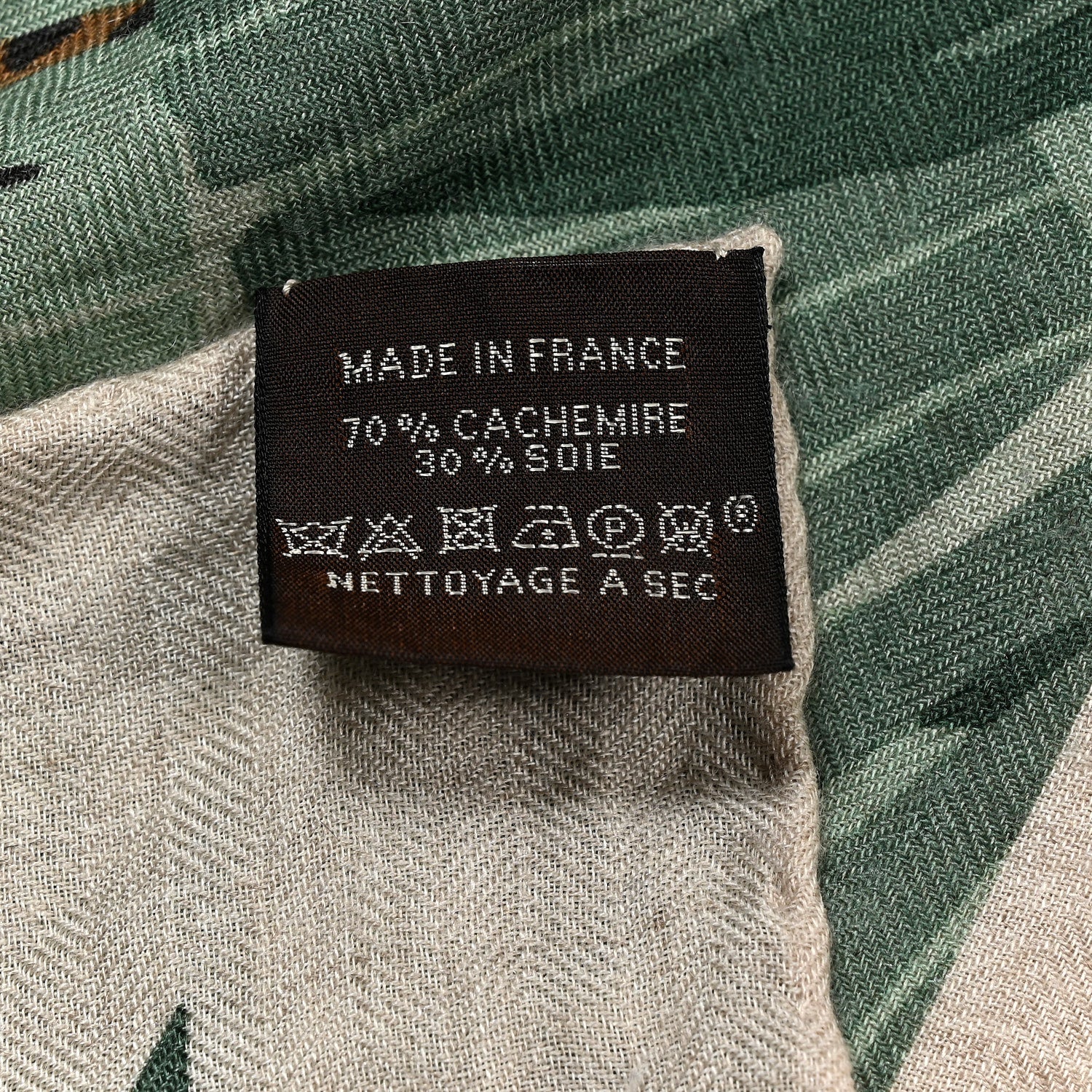 Hermes Cashmere Silk Les Douze Leopards Shawl 140 Naturel Vert Vieux 2 of 4
