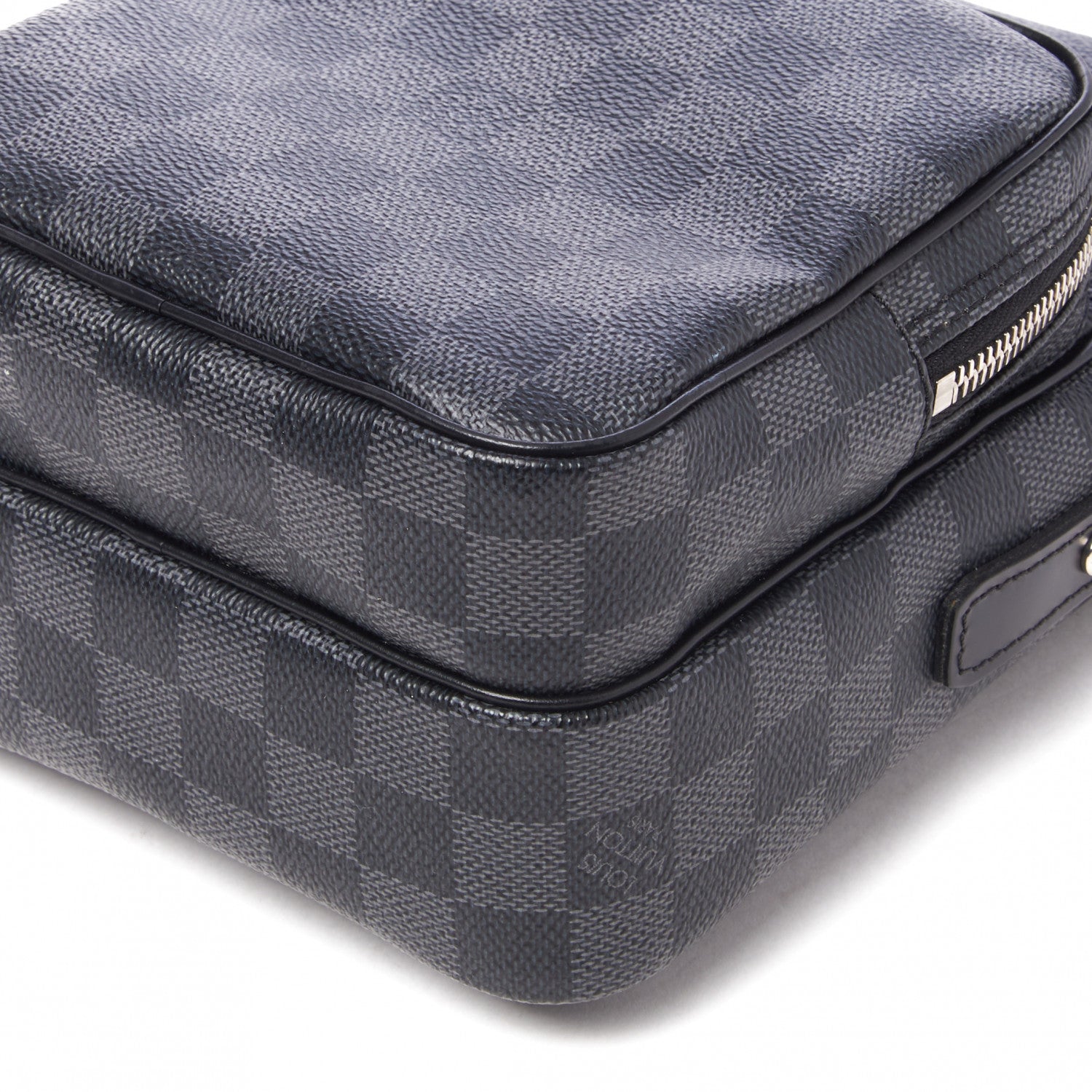 Louis Vuitton Damier Graphite Rem Bag 4 of 8