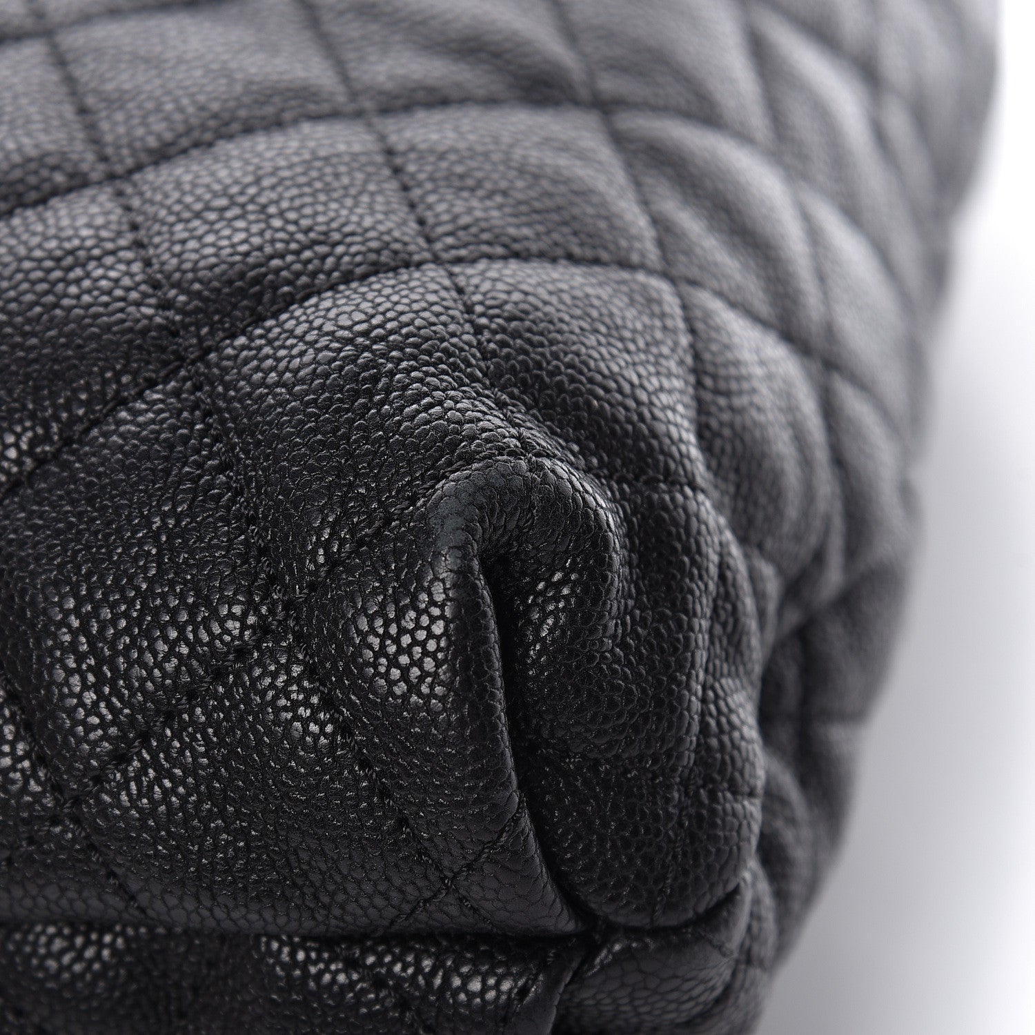 Chanel Distressed Glazed Caviar Quilted Large Elastic Tote Black 10 of 11