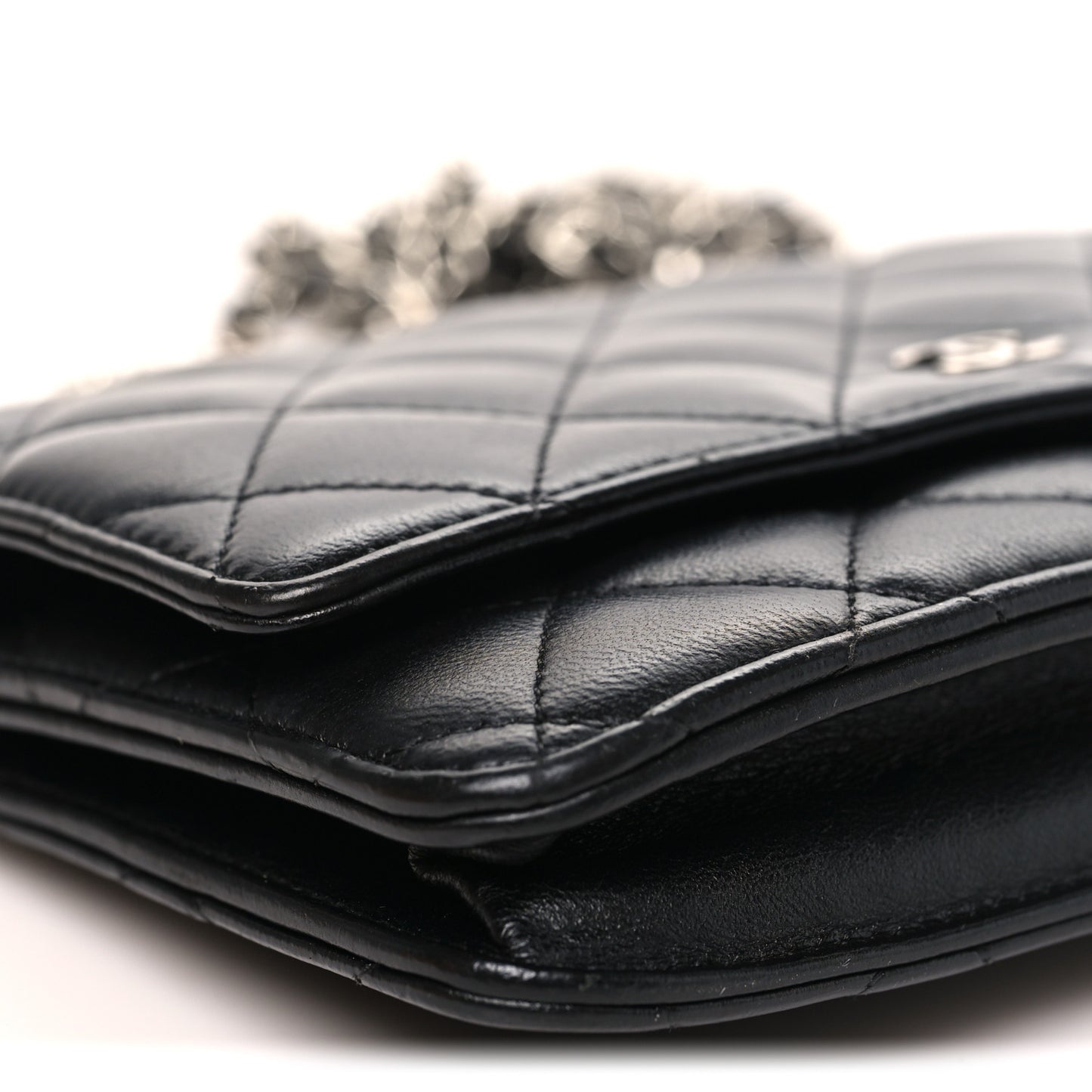 Lambskin Quilted Wallet On Chain WOC Black