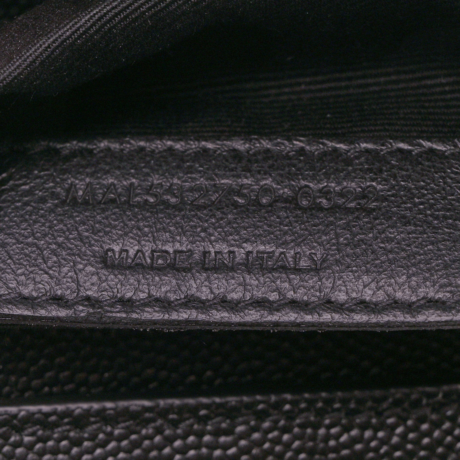 Saint Laurent Grain De Poudre Monogram Cassandra Clasp Bag Black 7 of 10