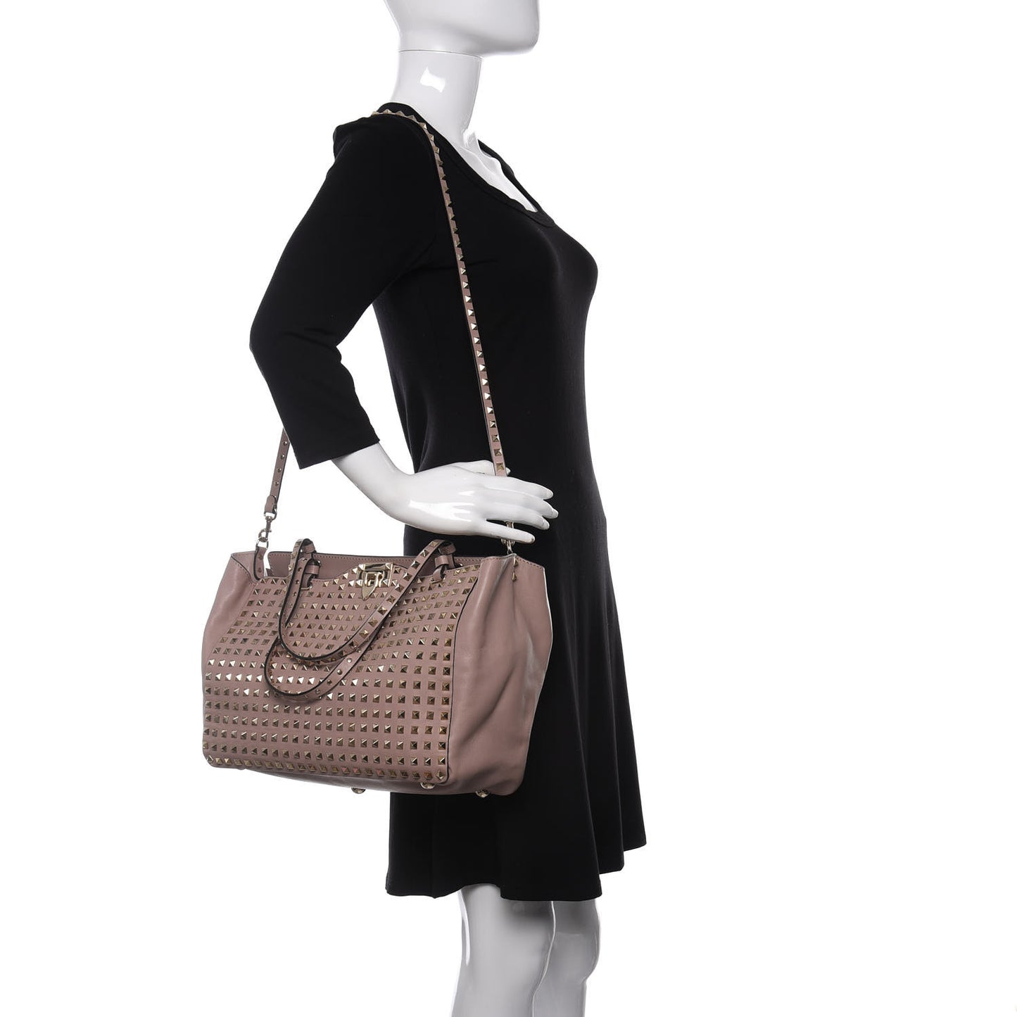 Vitello Medium Rockstud All Over Tote Poudre