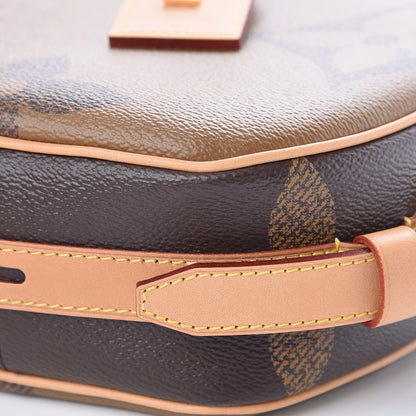 Louis Vuitton Reverse Monogram Giant Boite Chapeau Souple 10 of 11