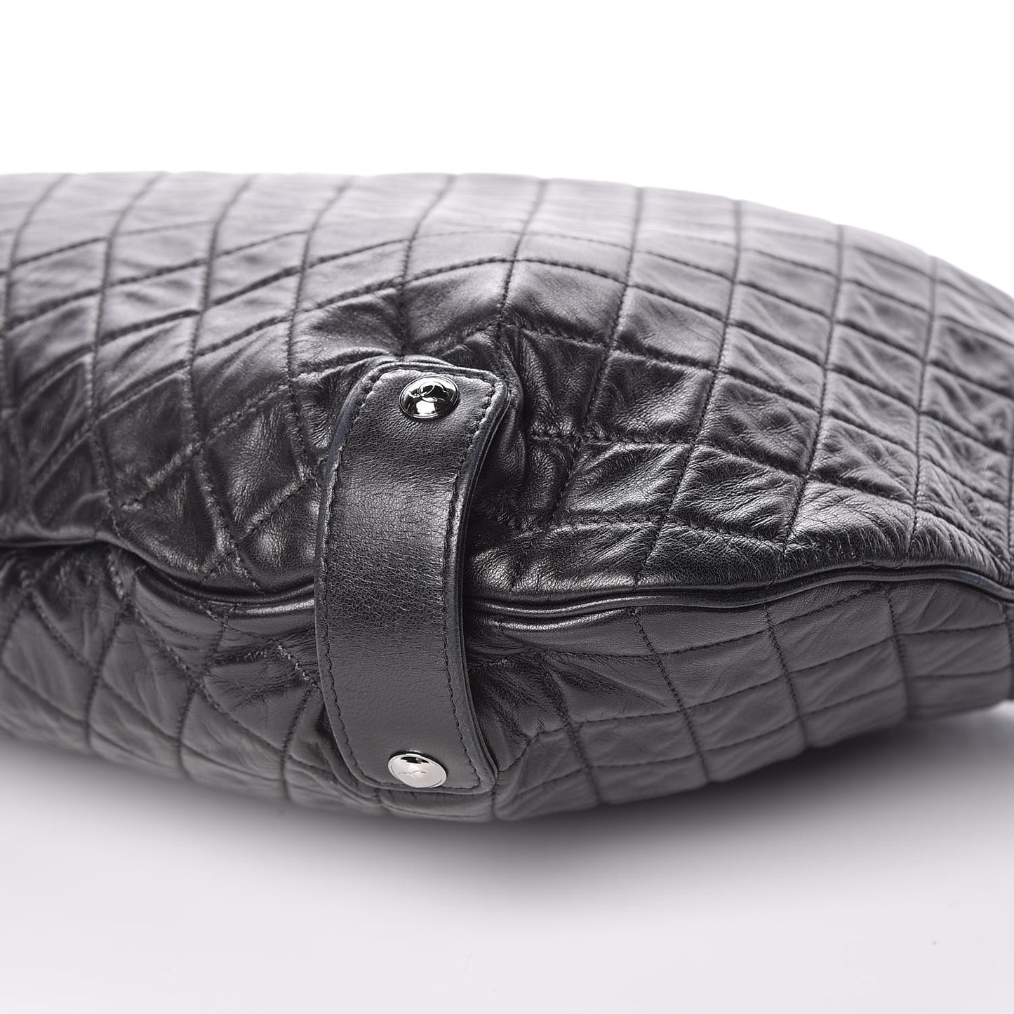 Lambskin Large Chain Mail Hobo Black