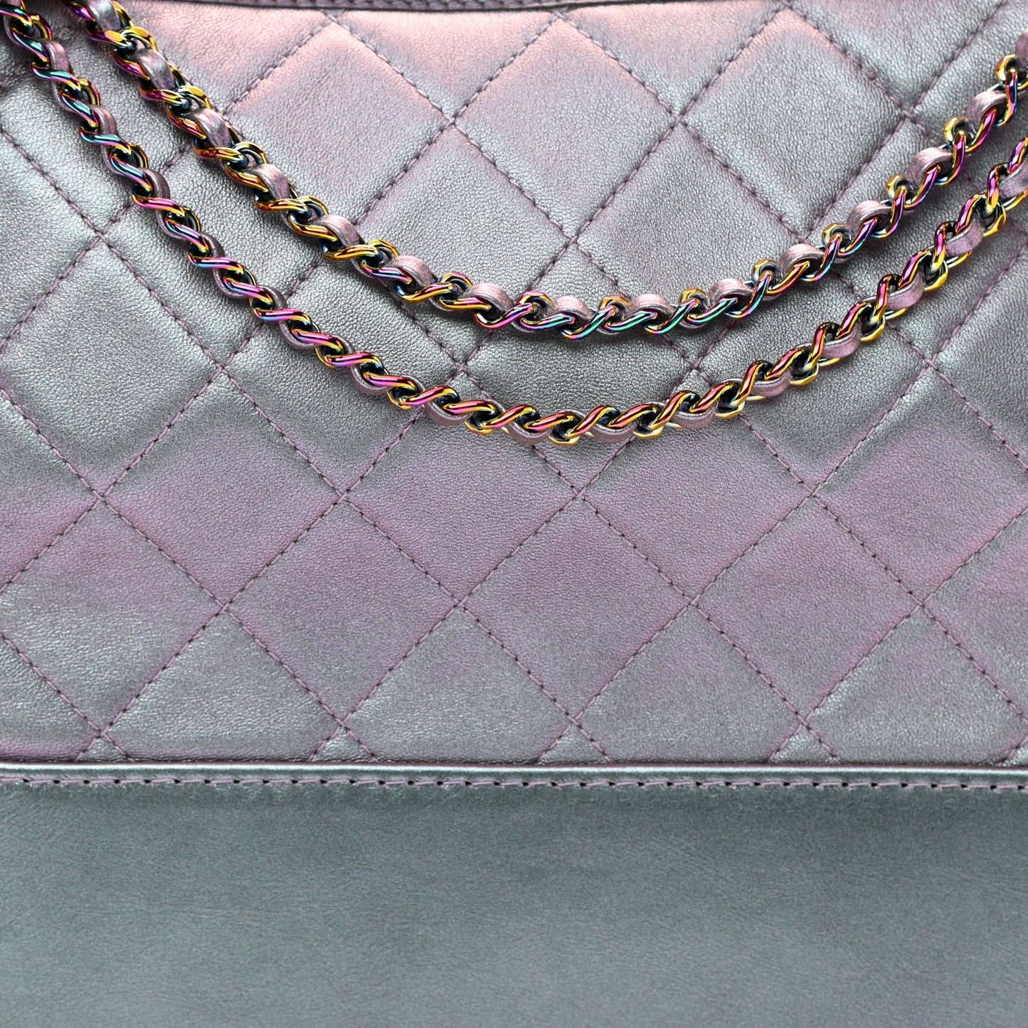 Iridescent Lambskin Calfskin Quilted Medium Gabrielle Hobo Light Purple