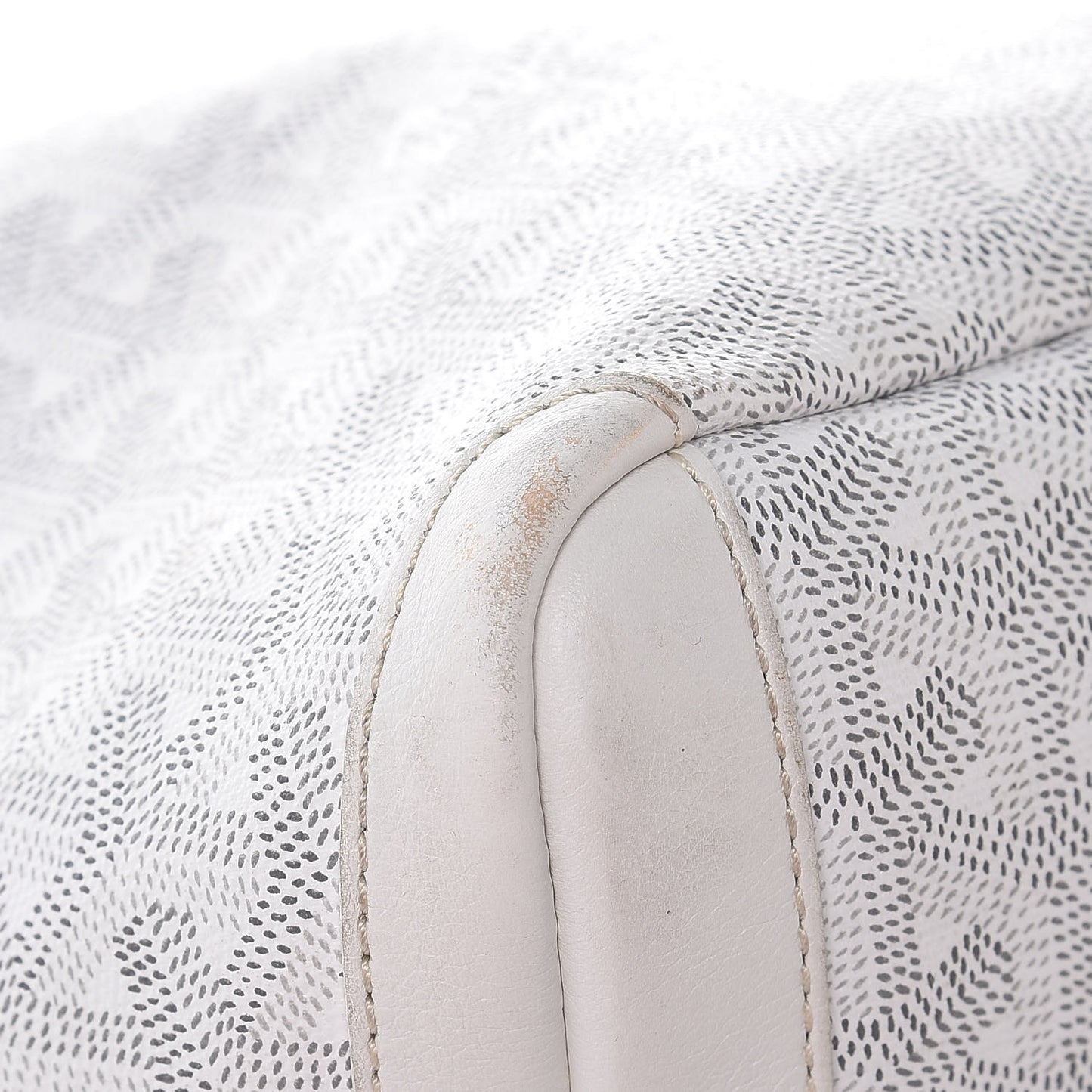 Goyardine Artois PM White