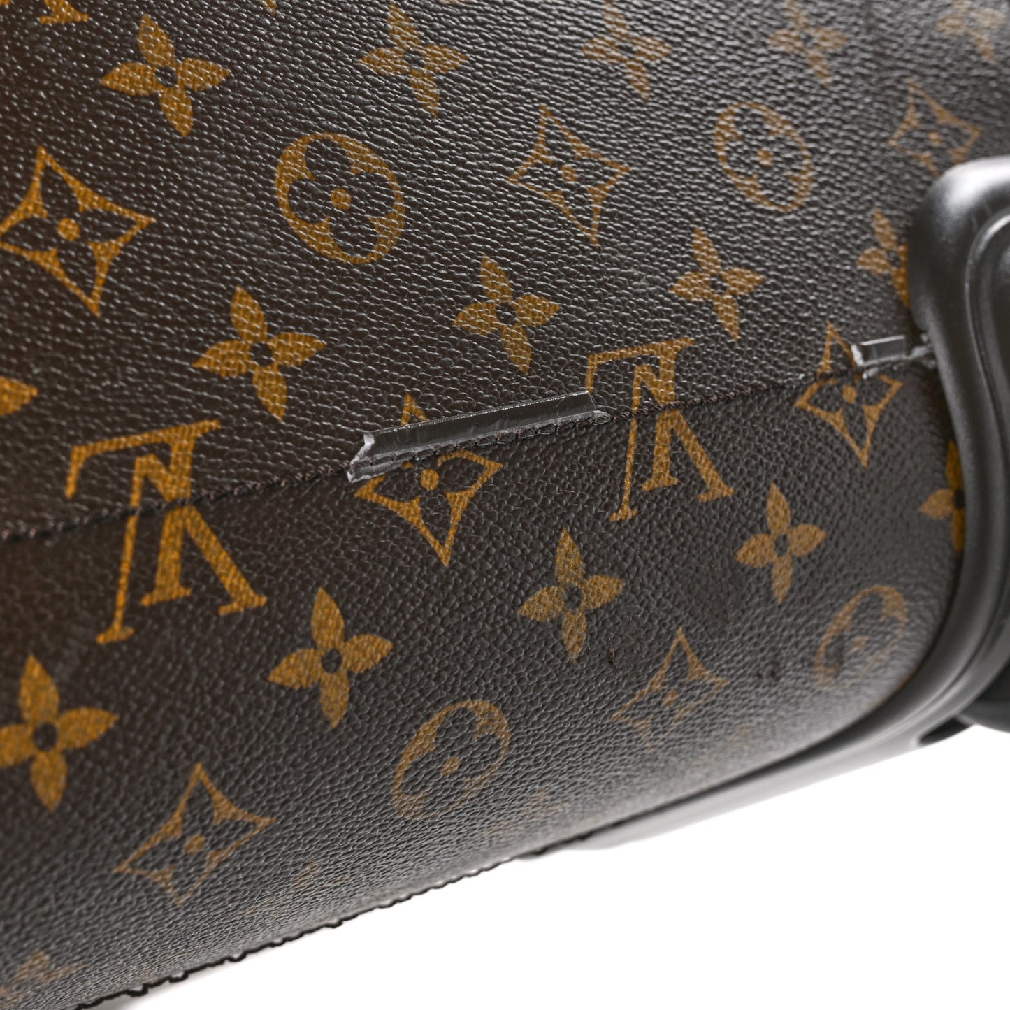 LOUIS VUITTON Monogram Eole 60