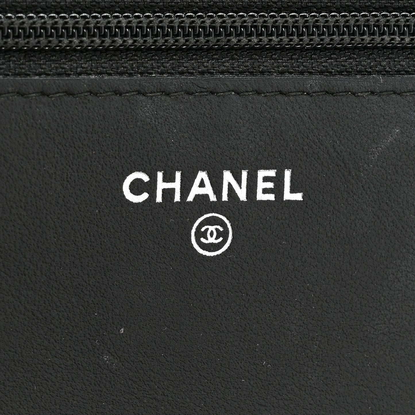 Aged Calfskin Quilted Gabrielle Wallet On Chain WOC Beige Black
