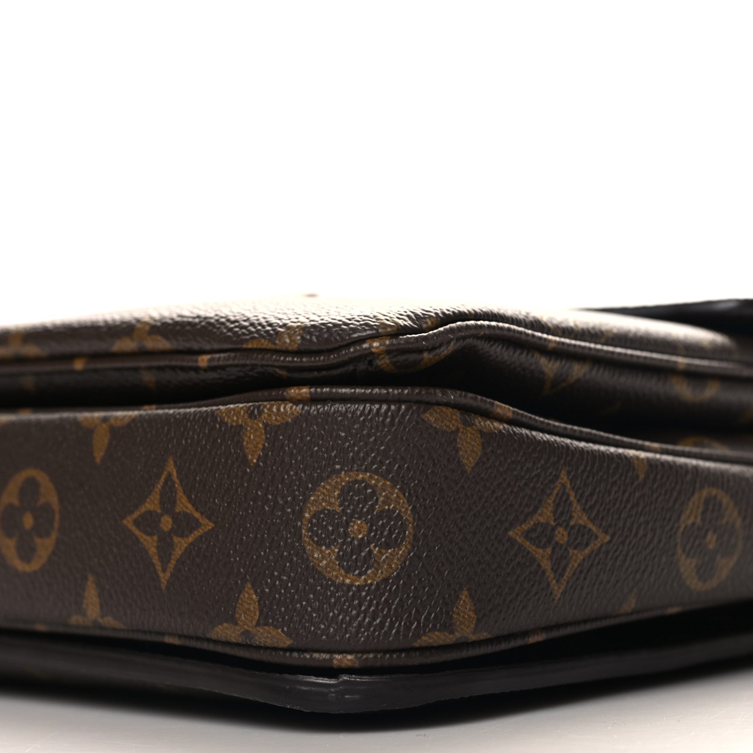 Louis Vuitton Monogram Pochette Metis 10 of 11