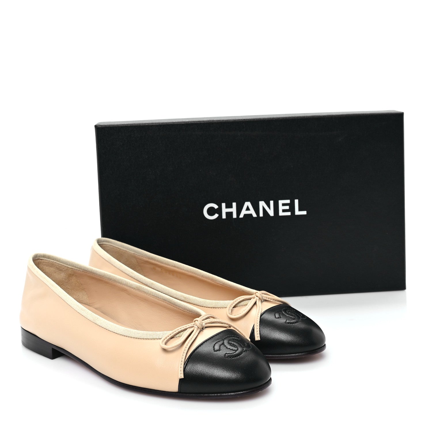 Chanel Lambskin Cap Toe CC Ballerina Flats 36.5 Beige Black 10 of 10