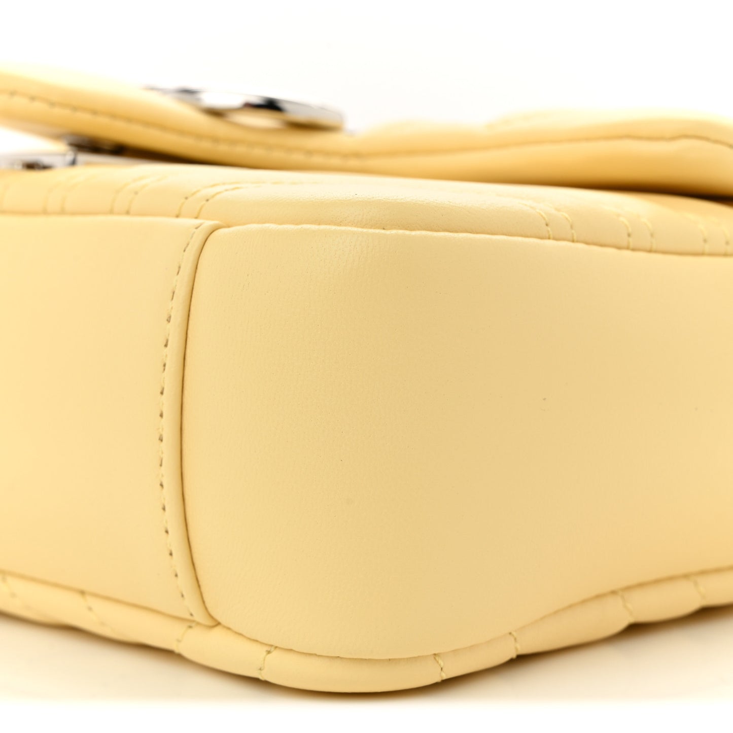Lambskin Matelasse Small GG Marmont Shoulder Bag Yellow