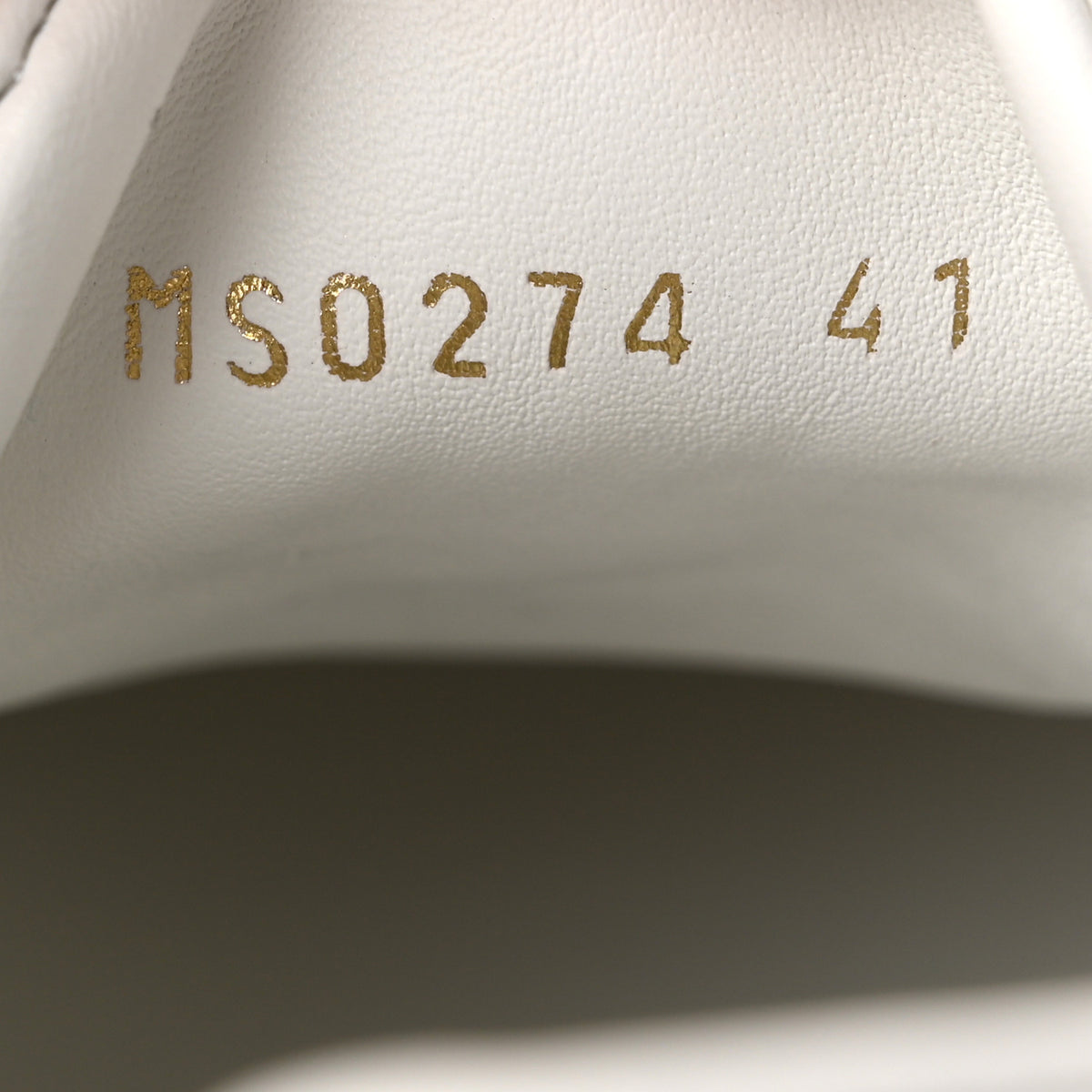 Louis Vuitton Calfskin Monogram Embossed Front Row Sneakers 41 White 9 of 11