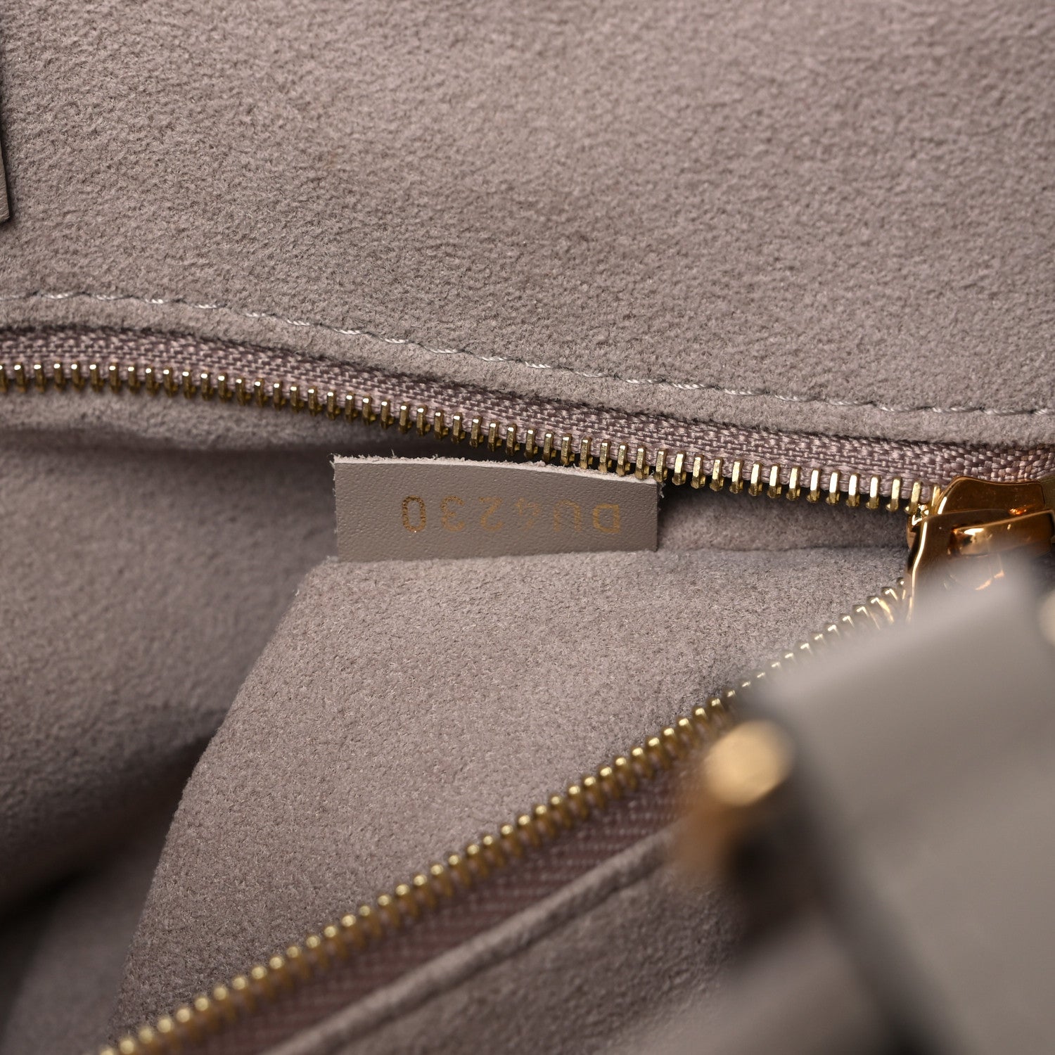 Louis Vuitton Empreinte Monogram Giant Onthego MM Tourterelle Creme 7 of 19