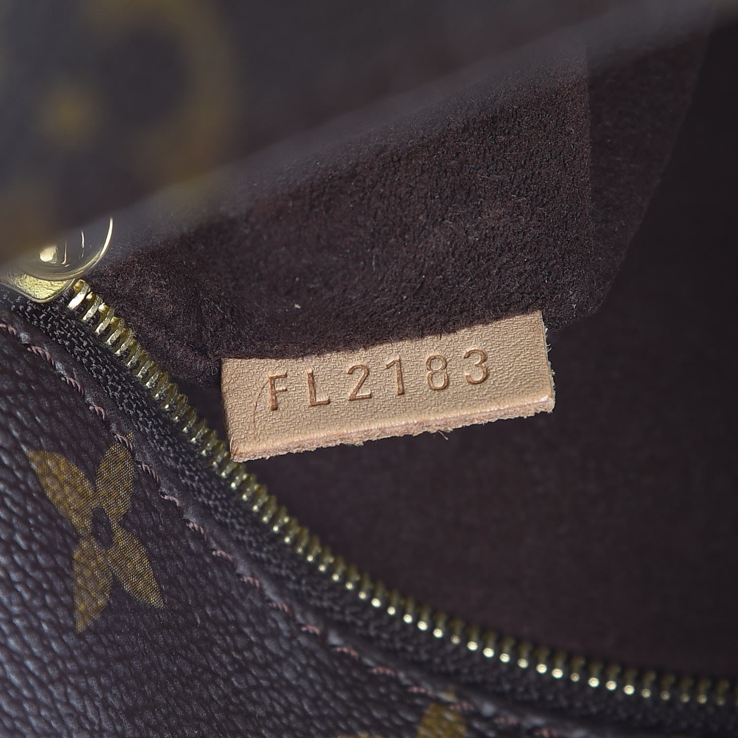 Louis Vuitton Monogram Metis 6 of 6