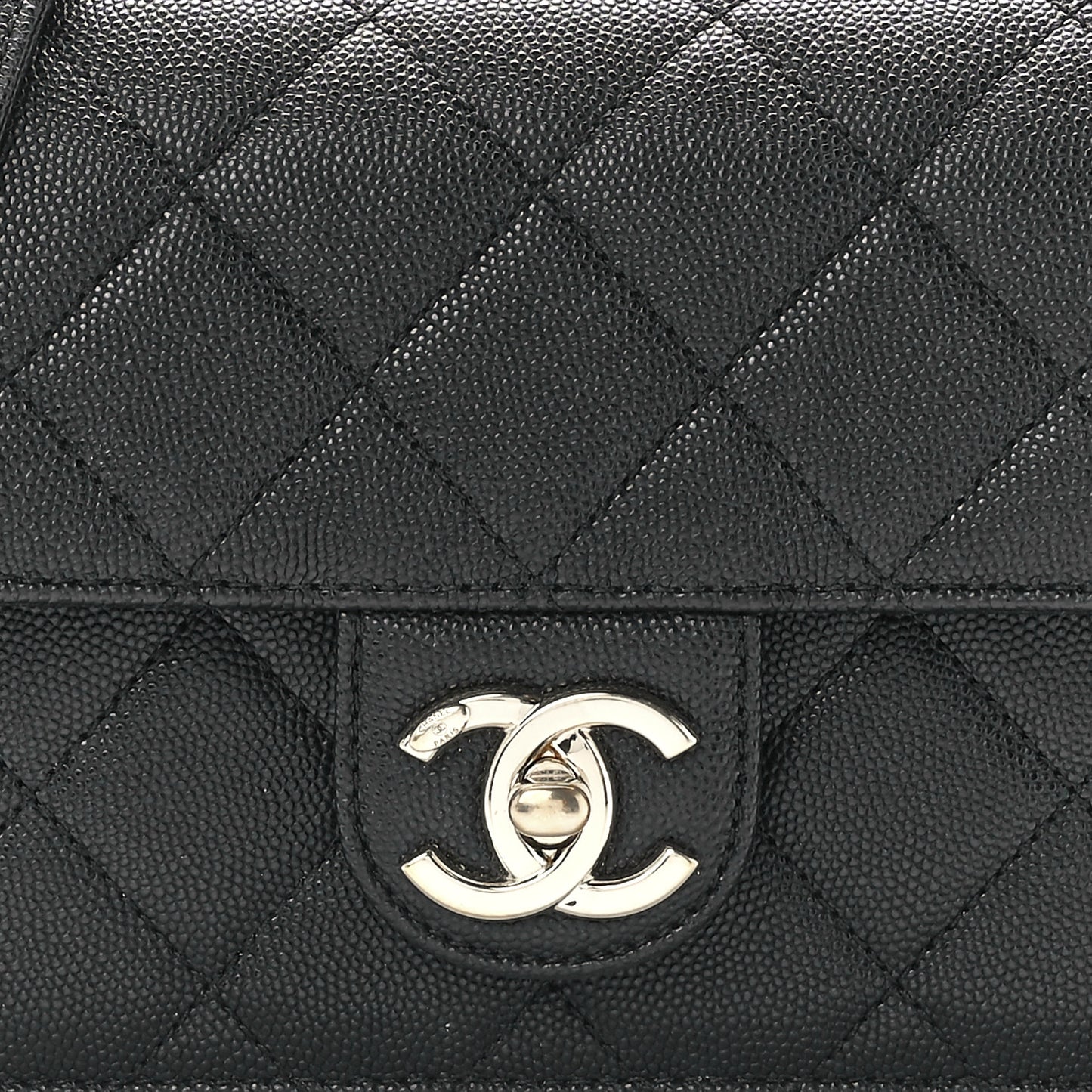 Caviar Quilted Like A Wallet Flap Black