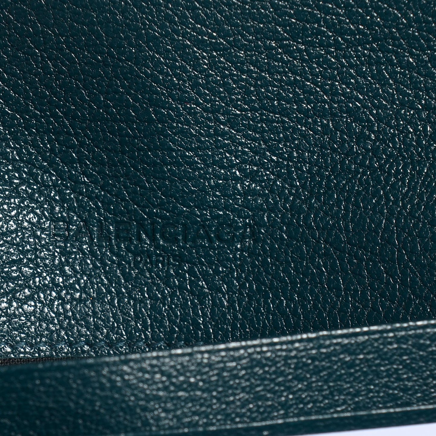 Chevre Metallic Edge Money Wallet Bleu Nuit