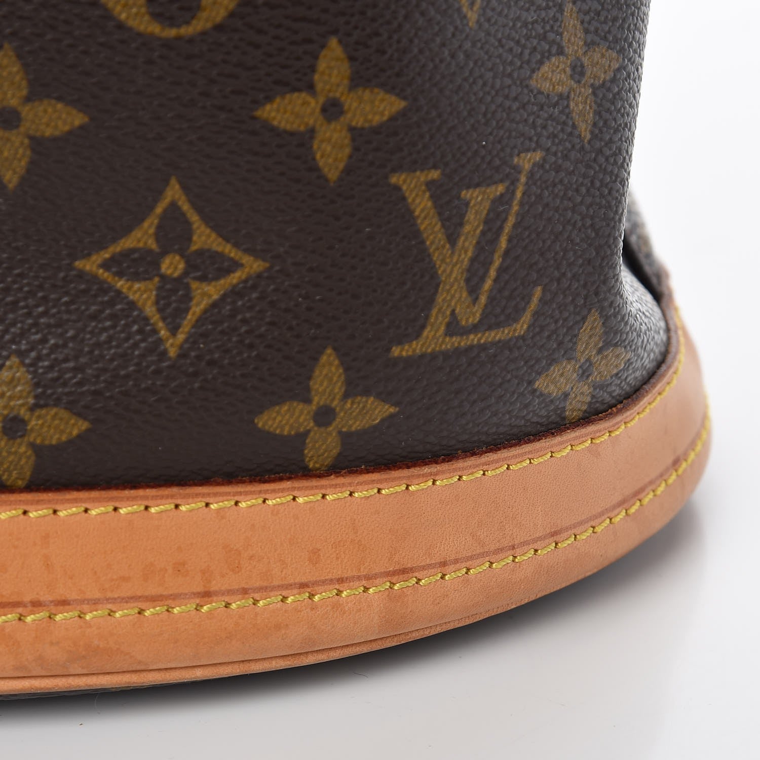 Louis Vuitton Monogram Petit Bucket 23 17 of 20