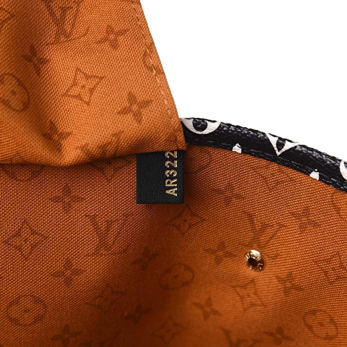 Monogram Giant Crafty Neverfull MM Creme Caramel