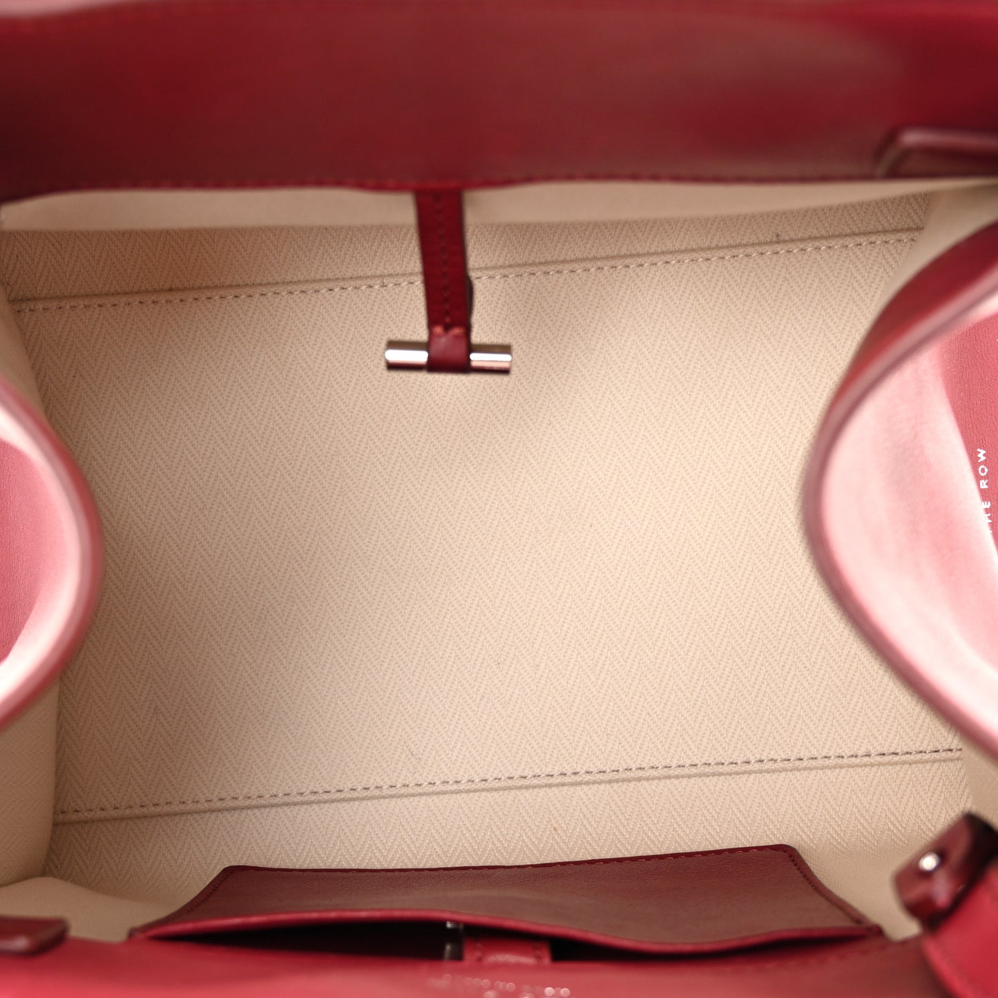 Polished Saddle Calfskin Soft Margaux 10 Bag Amaranto