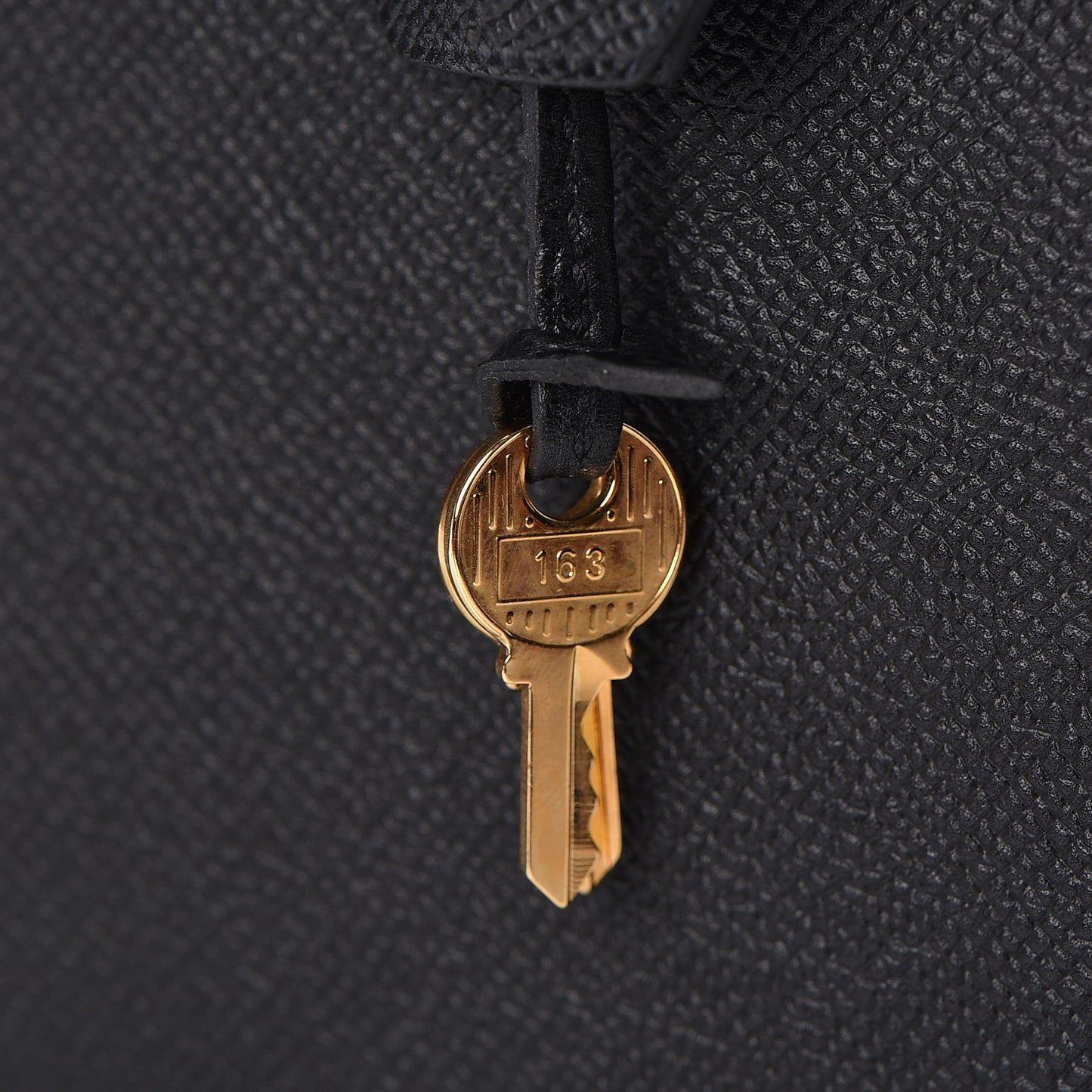 Epsom Kelly Sellier 28 Black