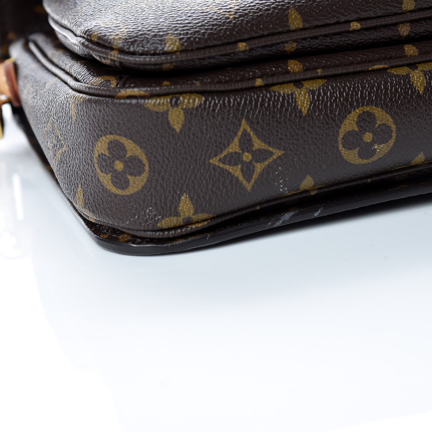 Louis Vuitton Monogram Pochette Metis 12 of 13