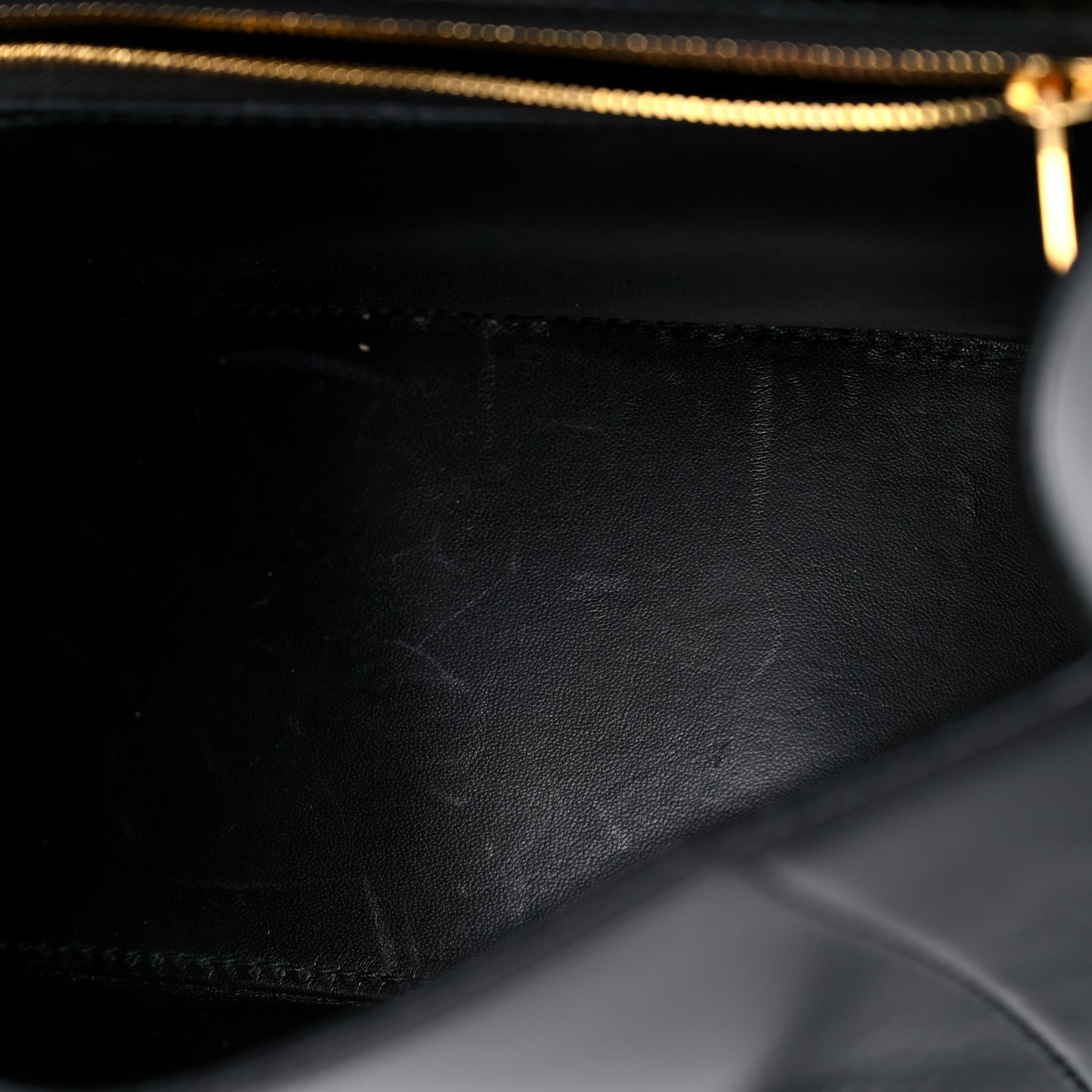 Shiny Box Calfskin Small Hourglass Top Handle Bag Black