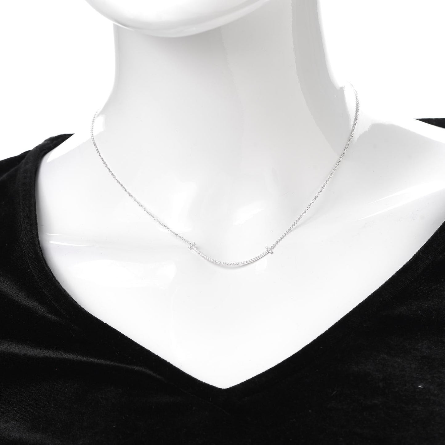 18K White Gold Diamond Small T Smile Pendant Necklace