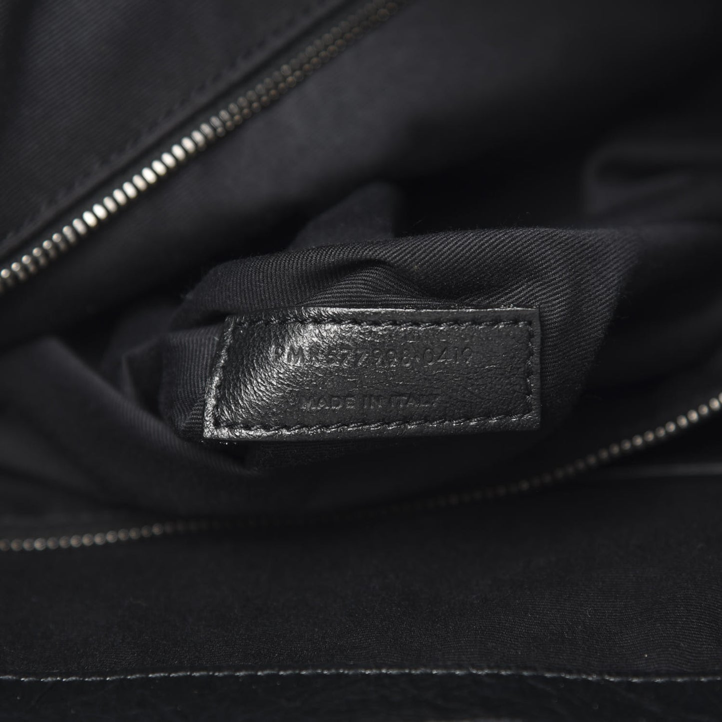 Crinkled Calfskin Matelasse Monogram Niki Shoulder Bag Black