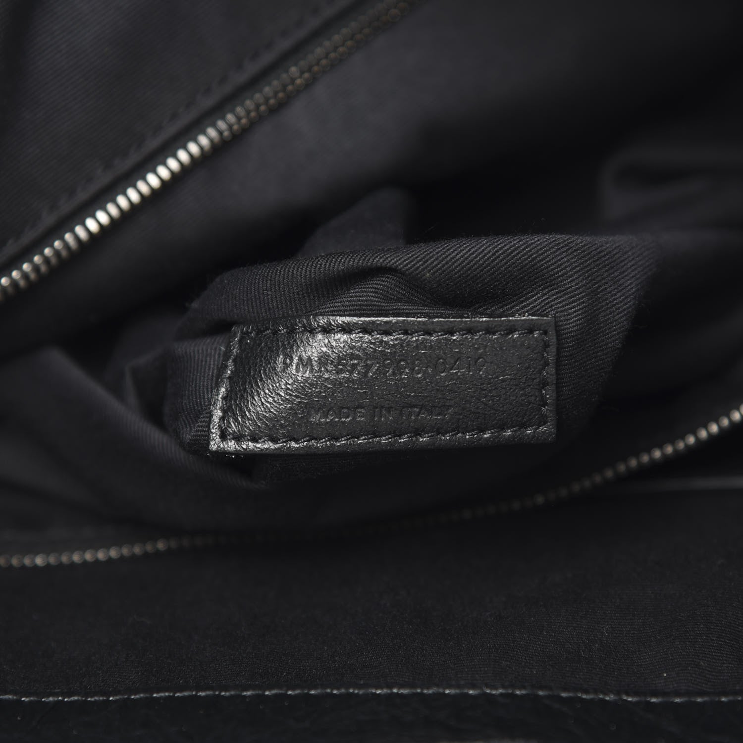 Saint Laurent Crinkled Calfskin Matelasse Monogram Niki Shoulder Bag Black 6 of 12
