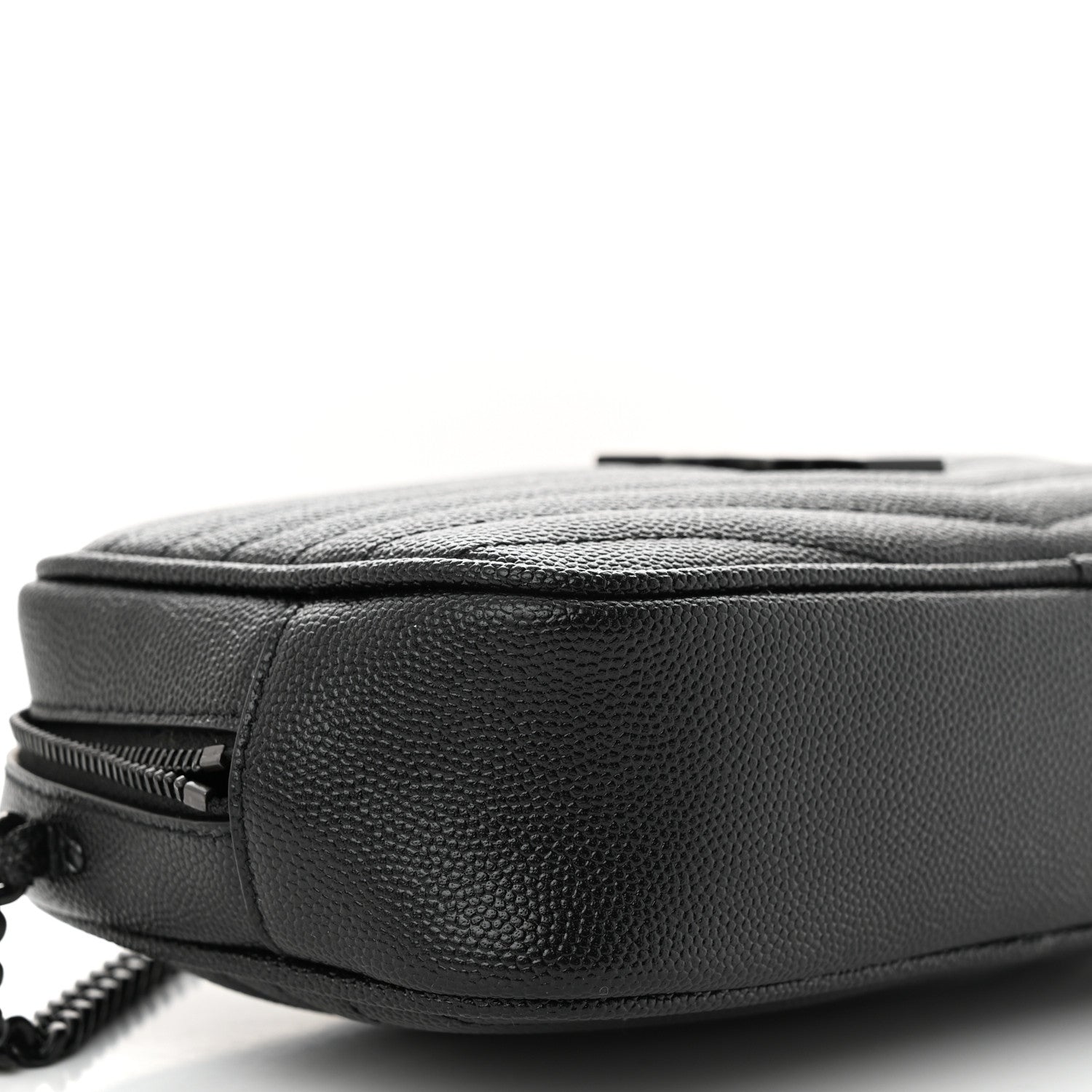 Saint Laurent Grain De Poudre Matelasse Monochrome Monogram Mini Lou Camera Bag Black 9 of 13