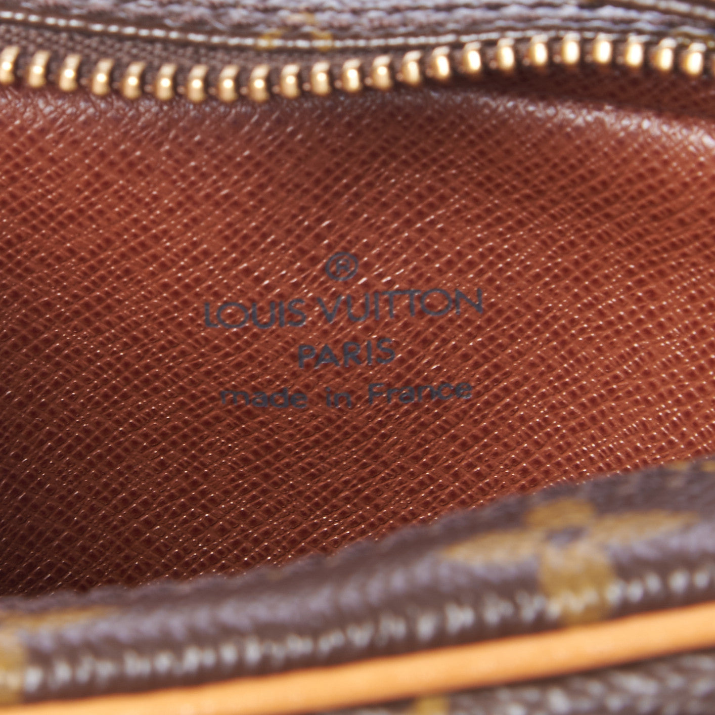 Monogram Amazone